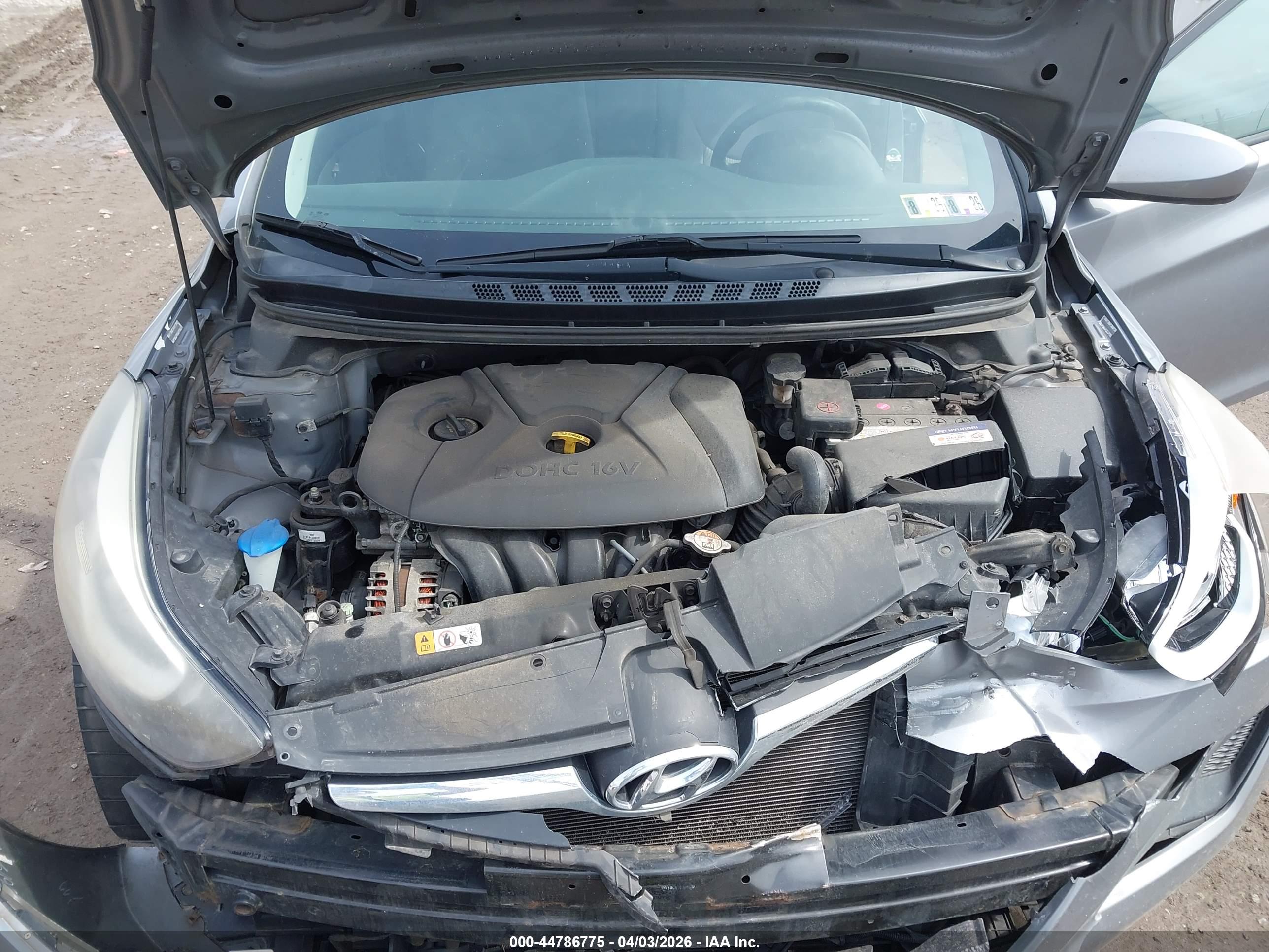 HYUNDAI ELANTRA image 10