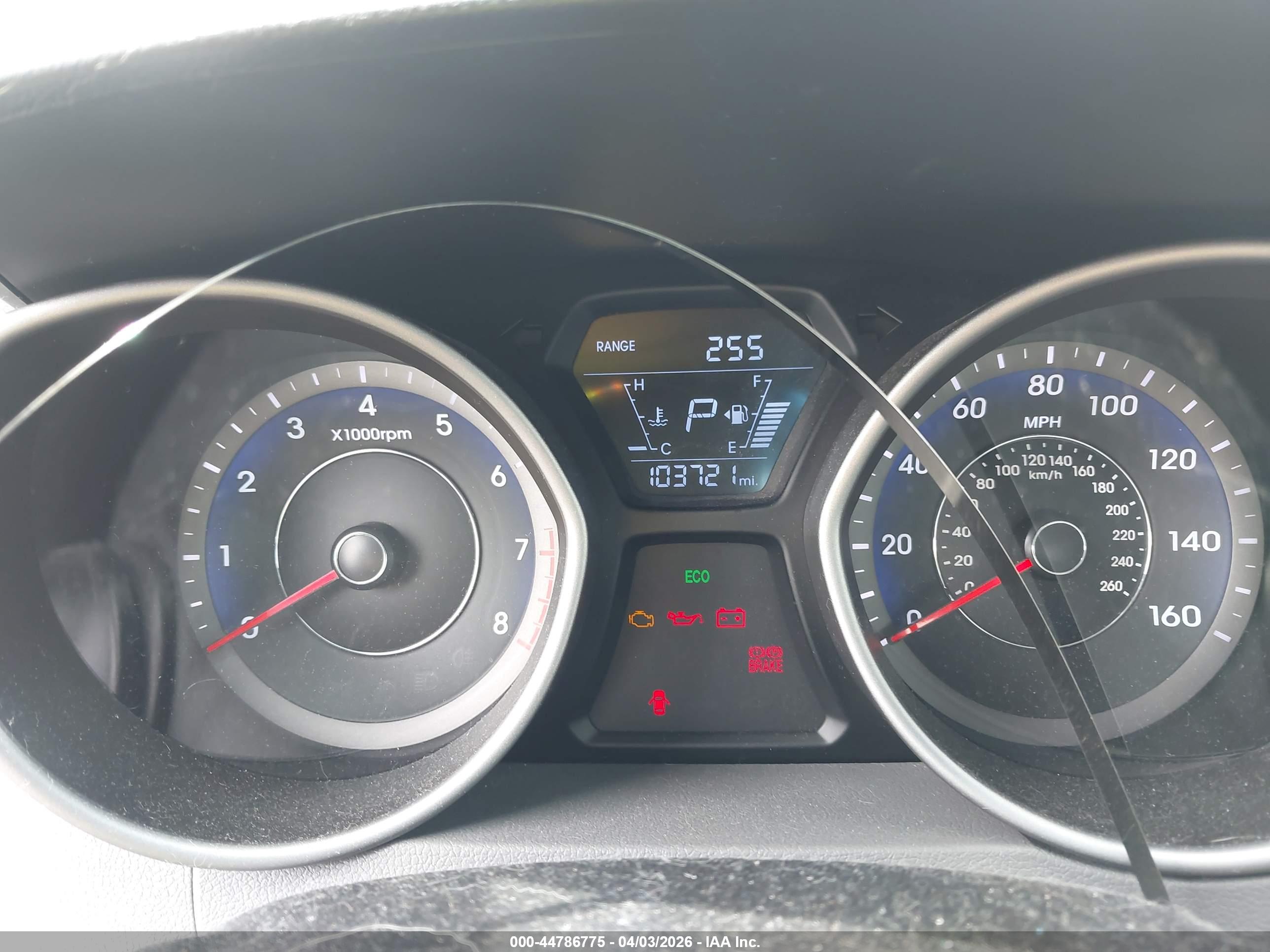 HYUNDAI ELANTRA image 7