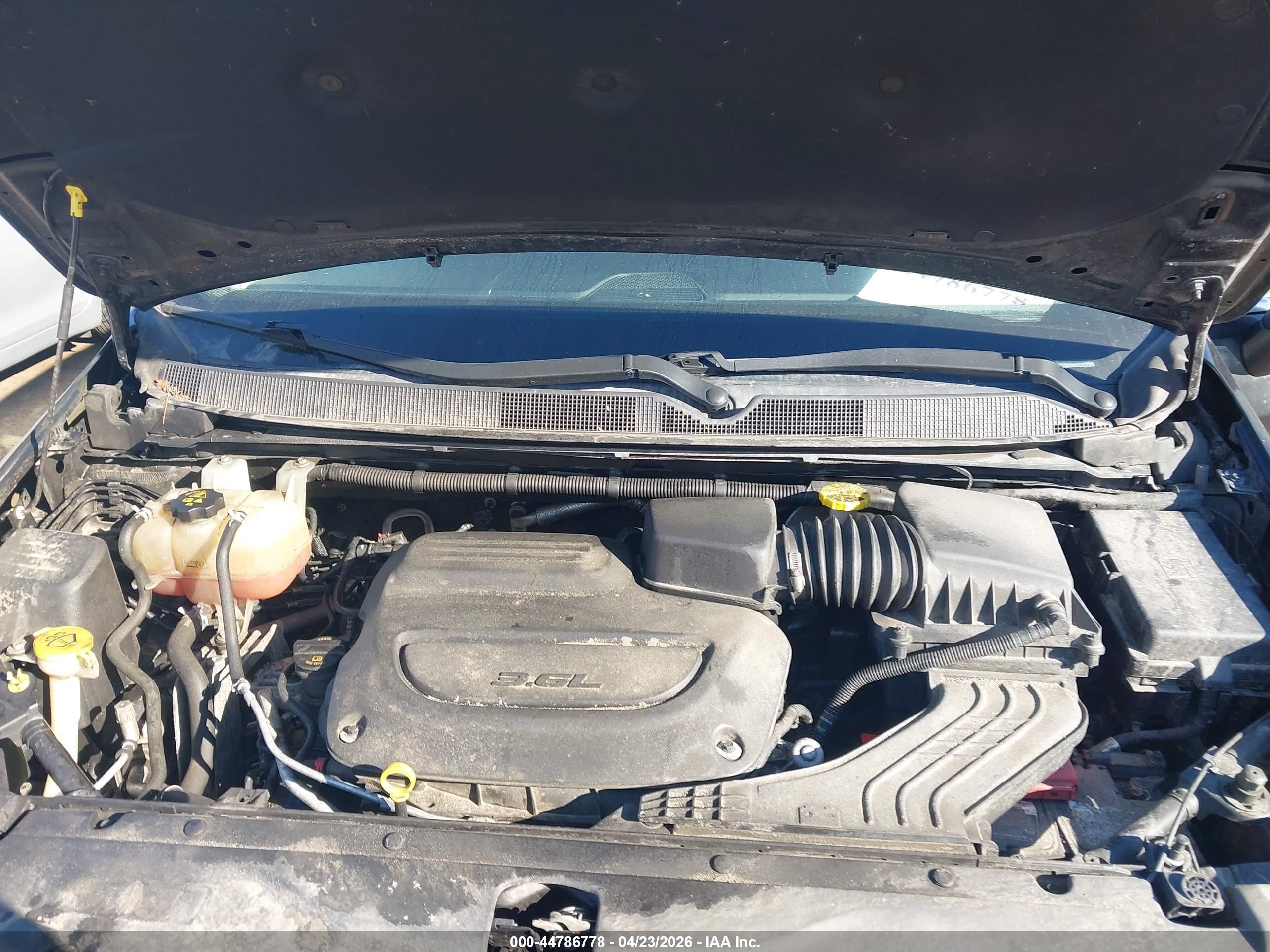 CHRYSLER VOYAGER image 10