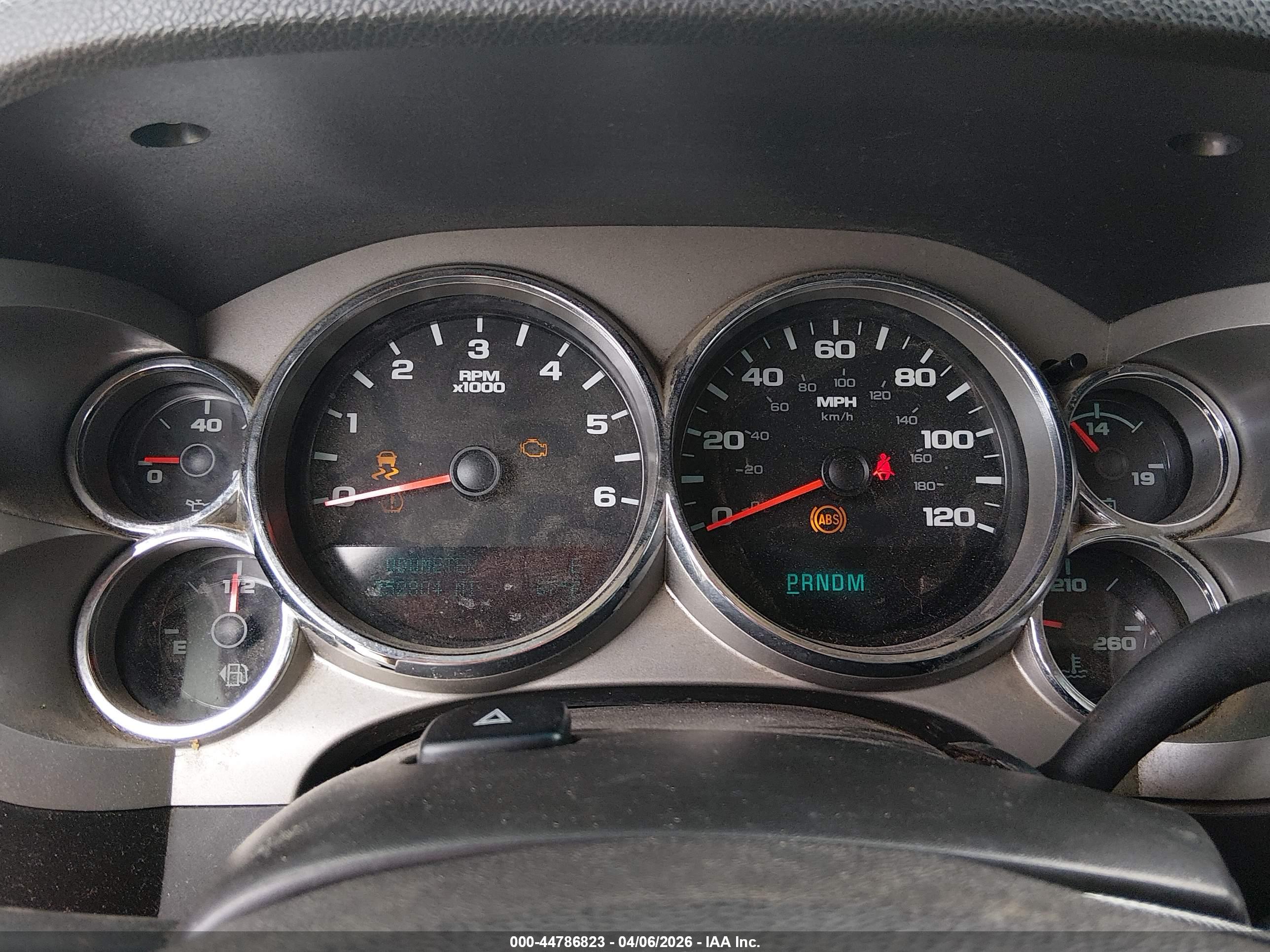 CHEVROLET SILVERADO image 7