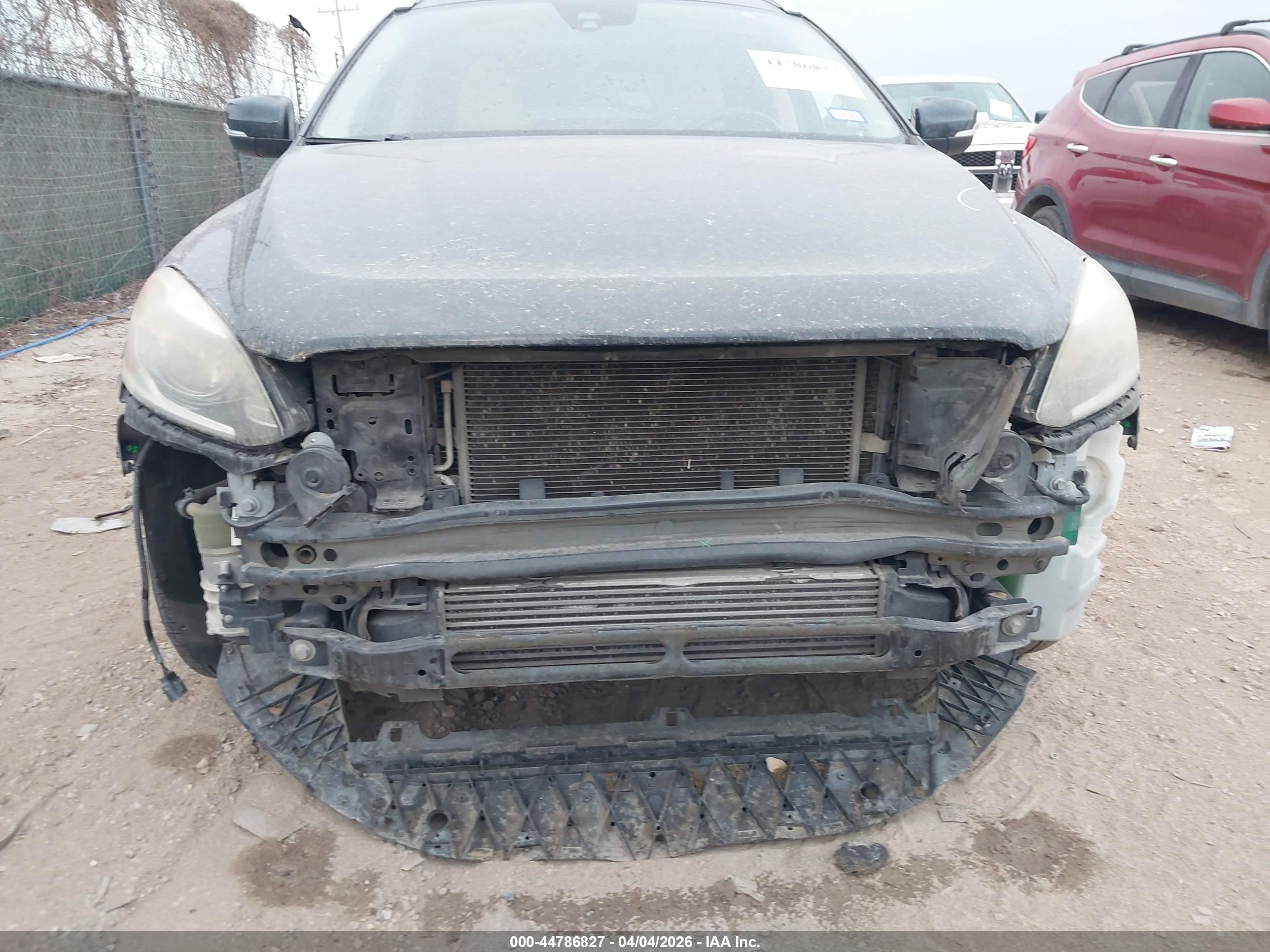 VOLVO XC60 image 6