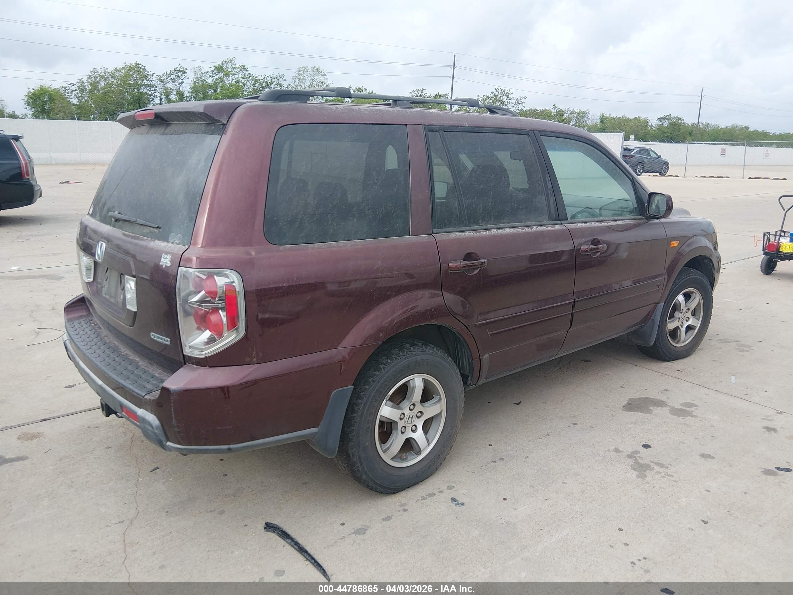 HONDA PILOT image 4