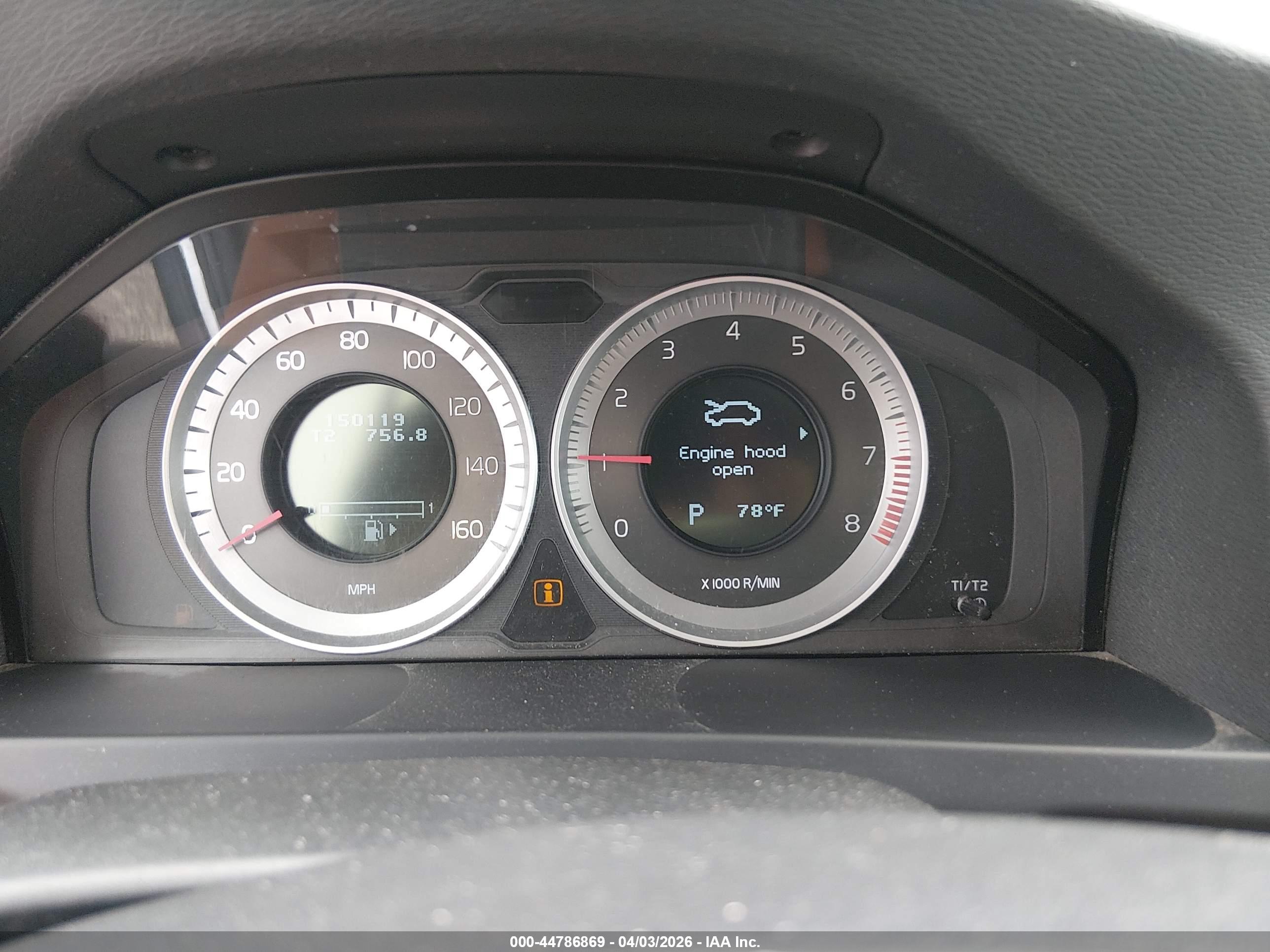 VOLVO S60 image 7