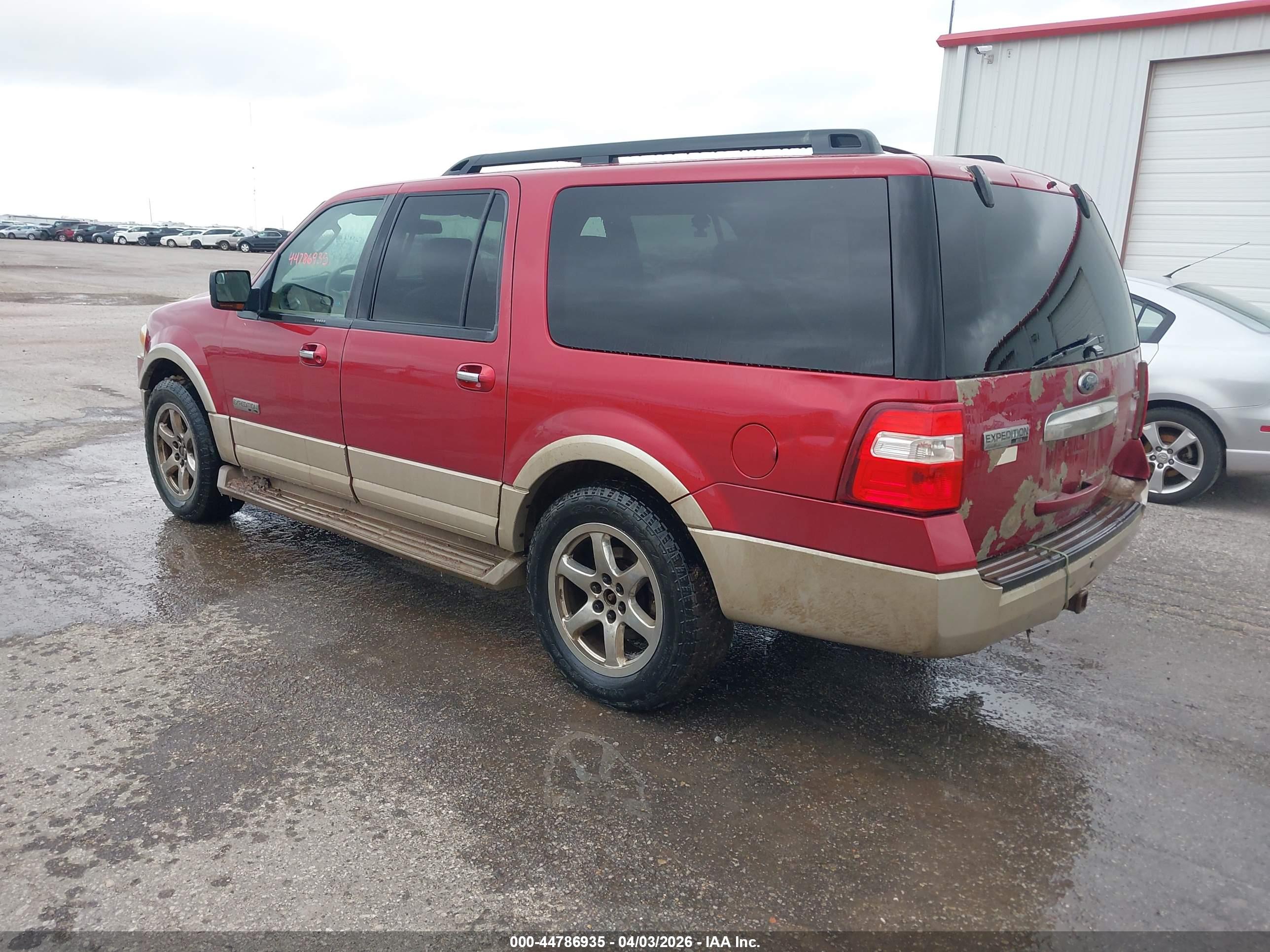 FORD EXPEDITION image 3