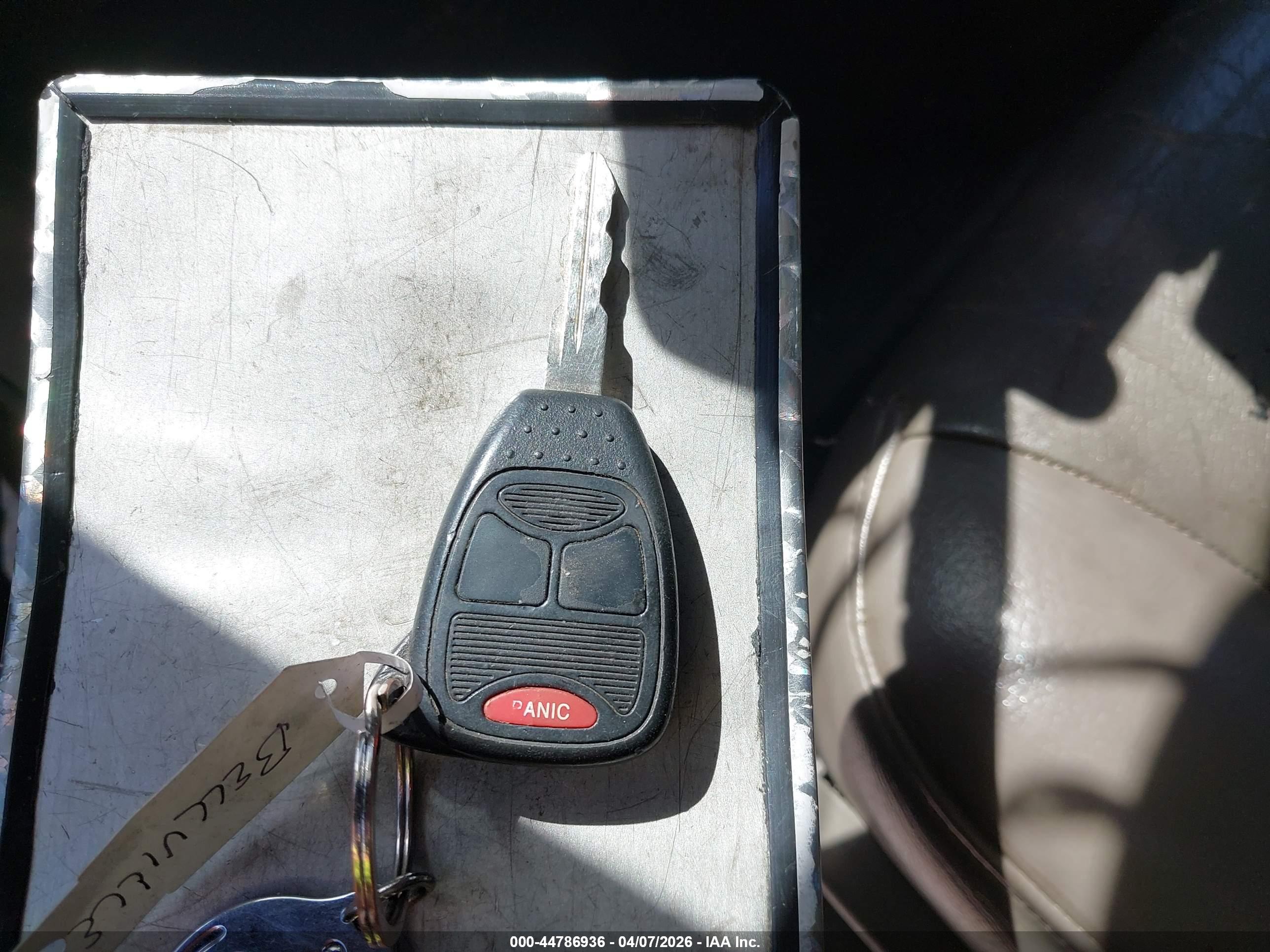 DODGE DAKOTA image 11
