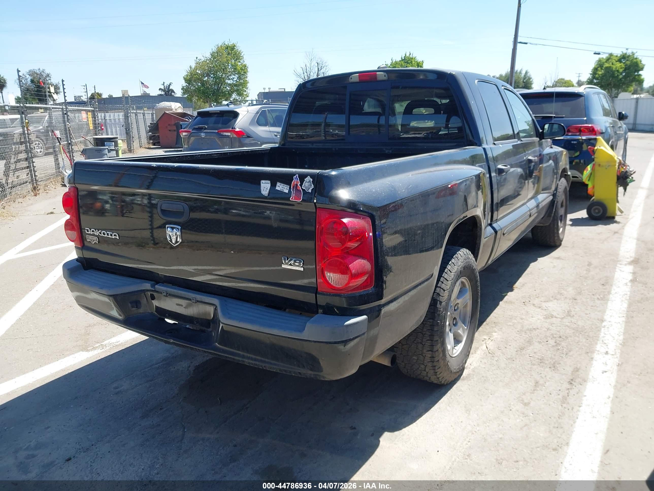 DODGE DAKOTA image 4