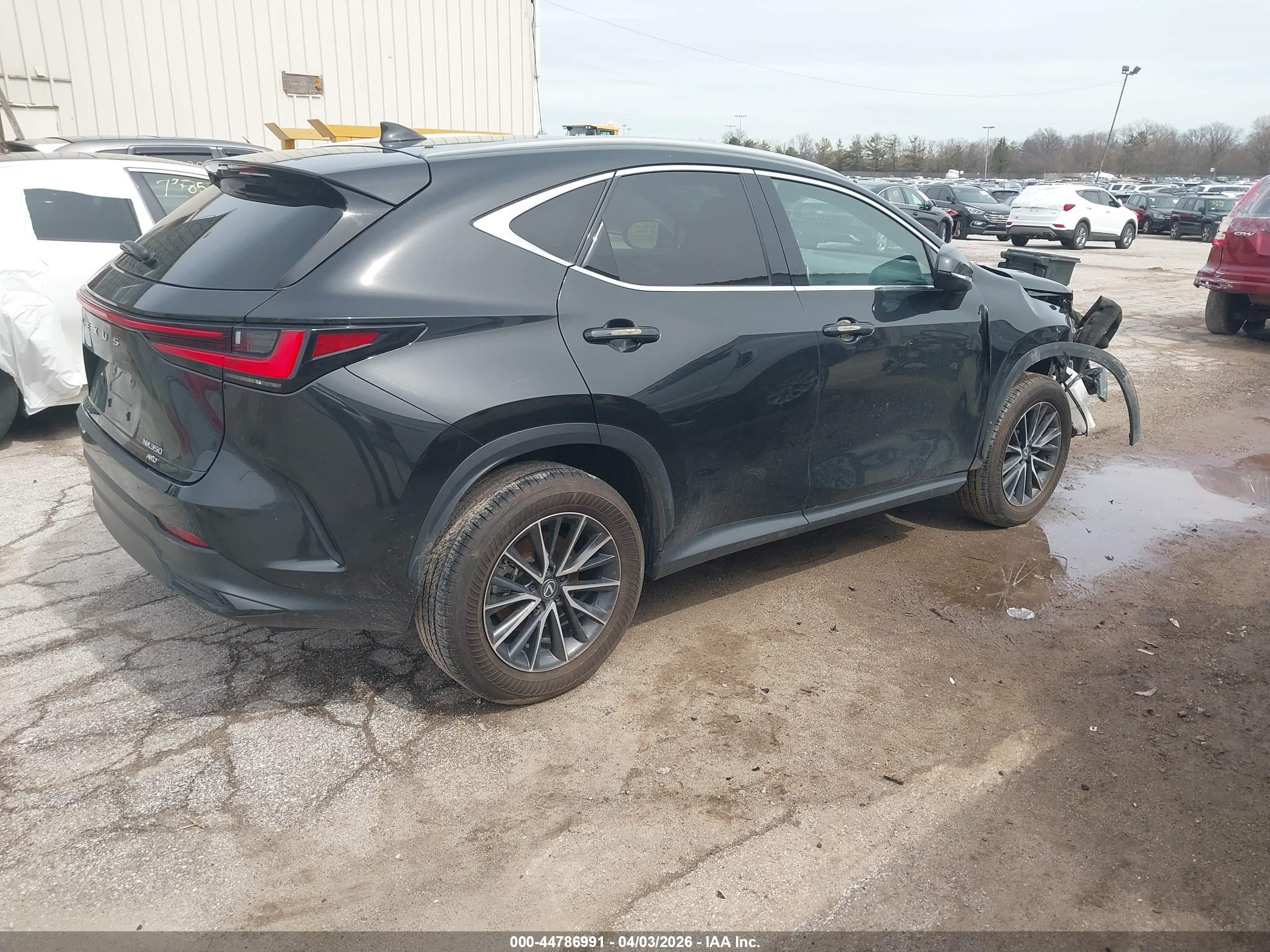 LEXUS NX image 4