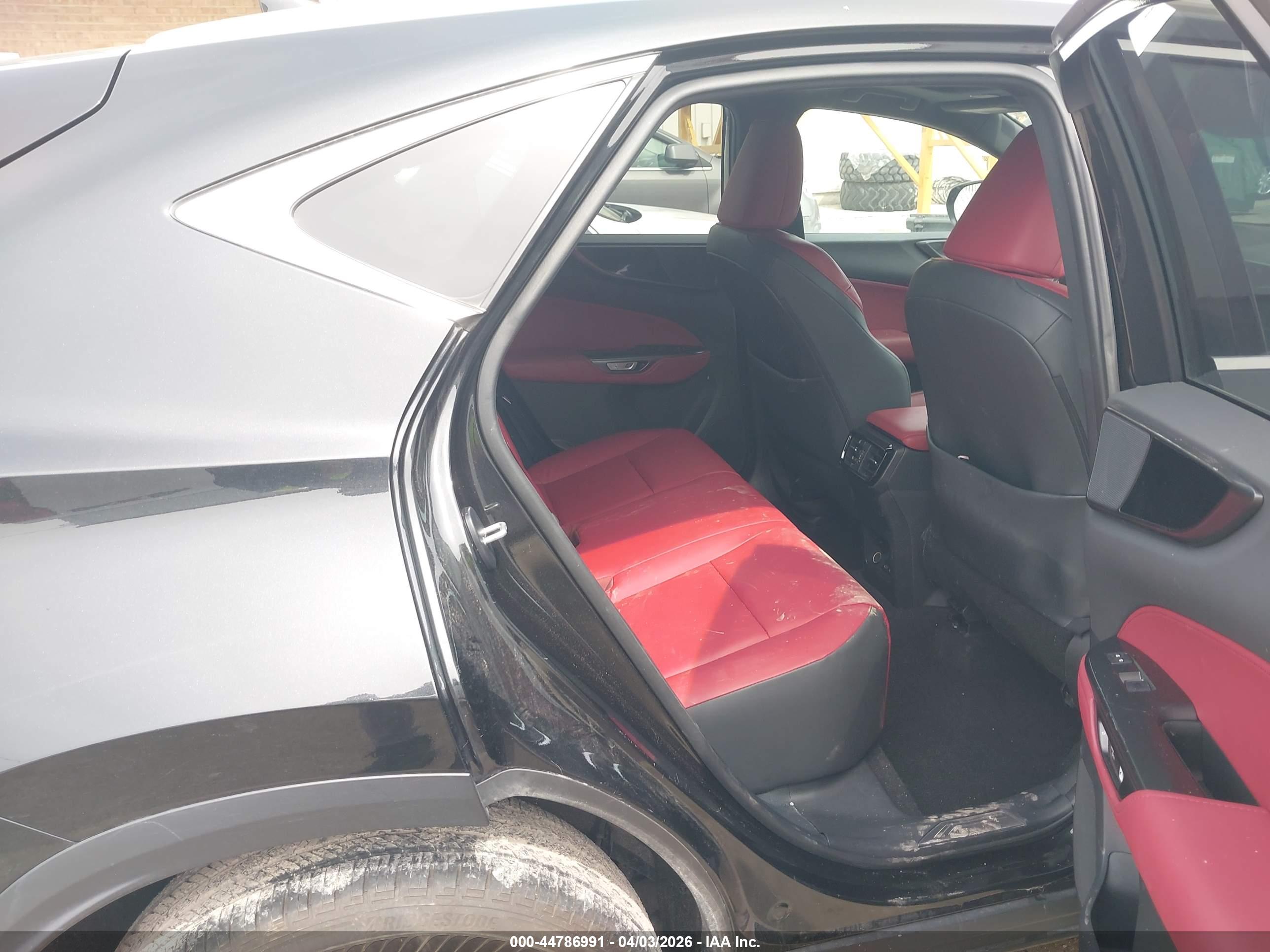 LEXUS NX image 8