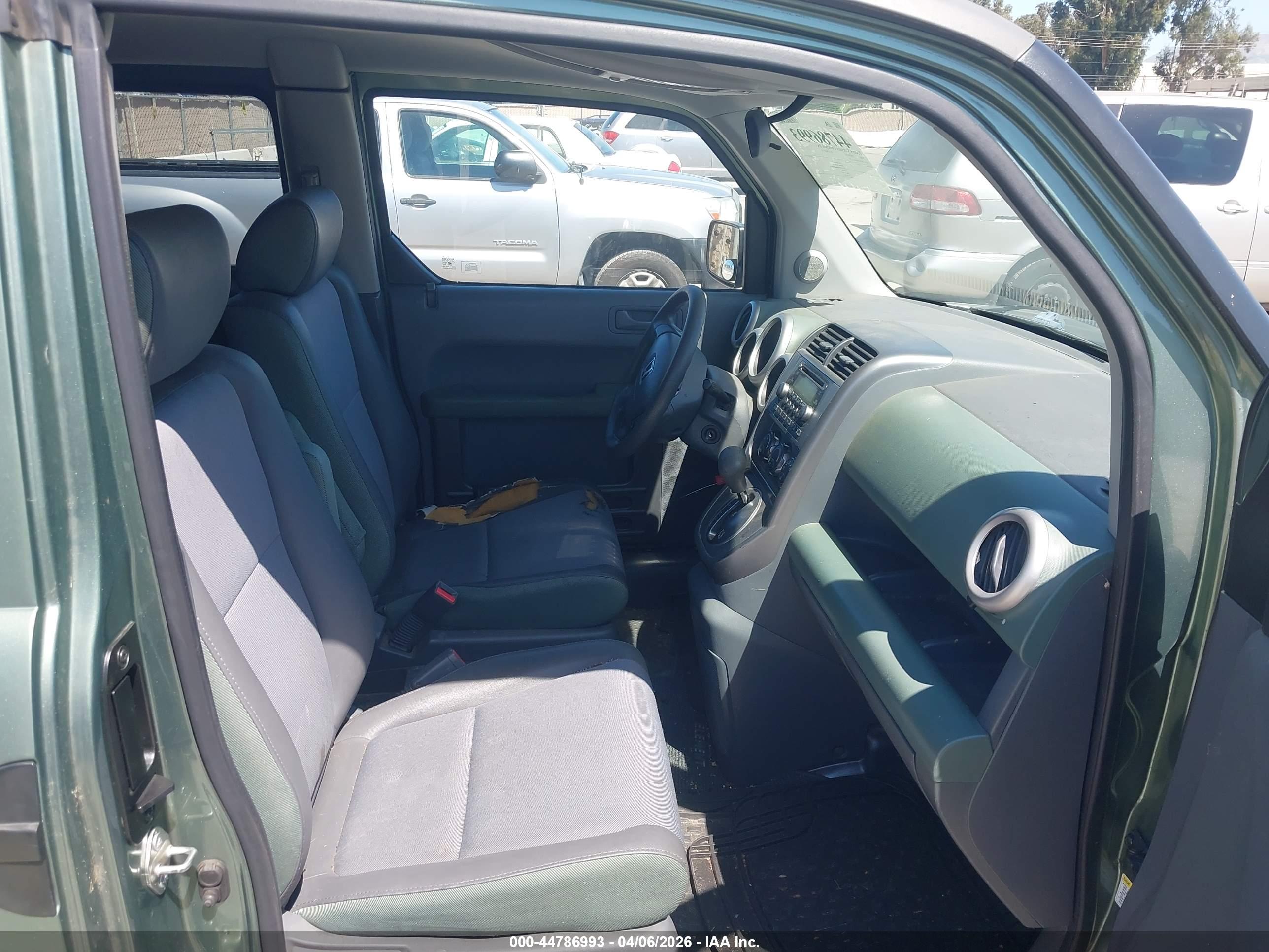 HONDA ELEMENT image 5