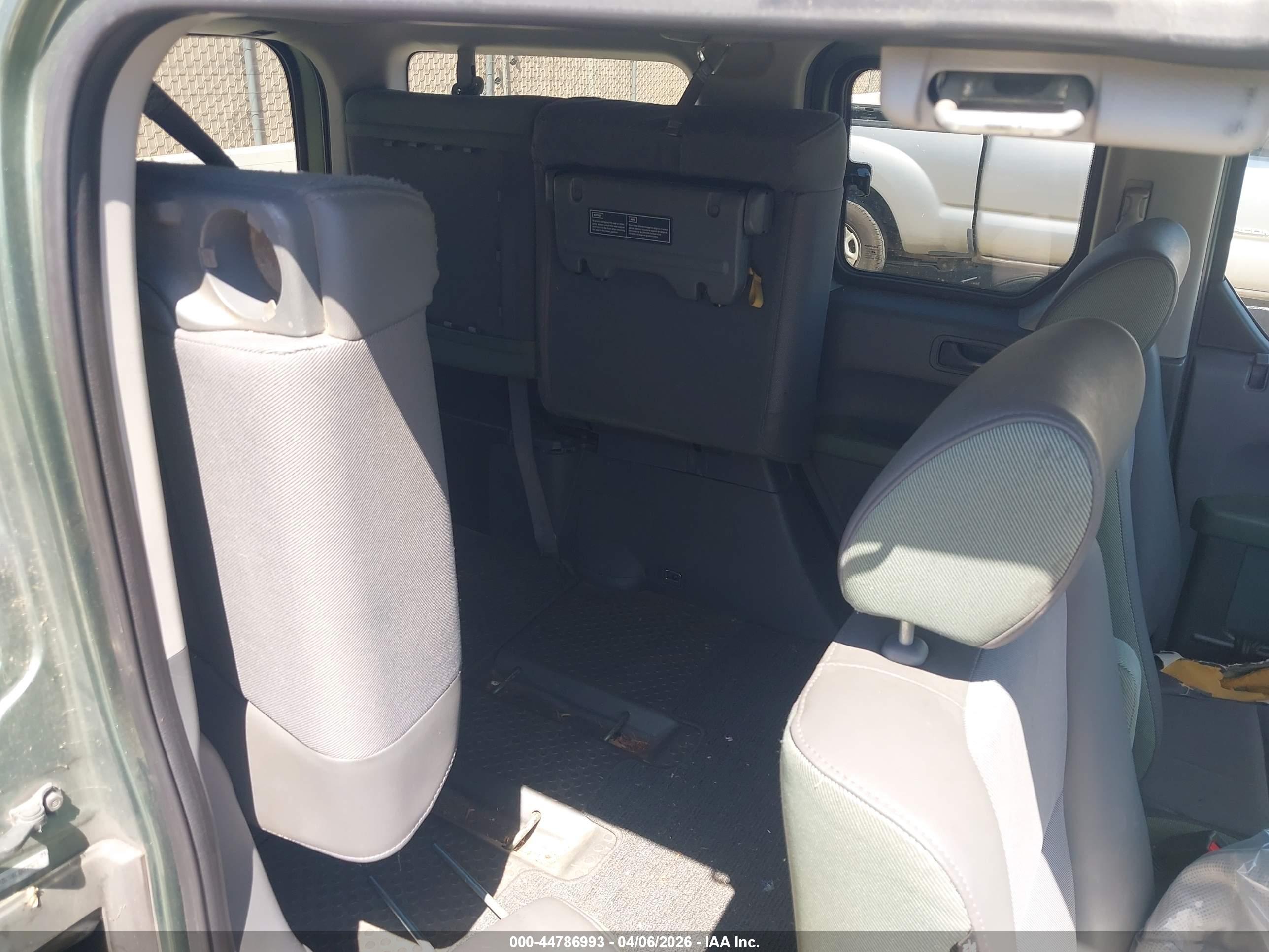 HONDA ELEMENT image 8