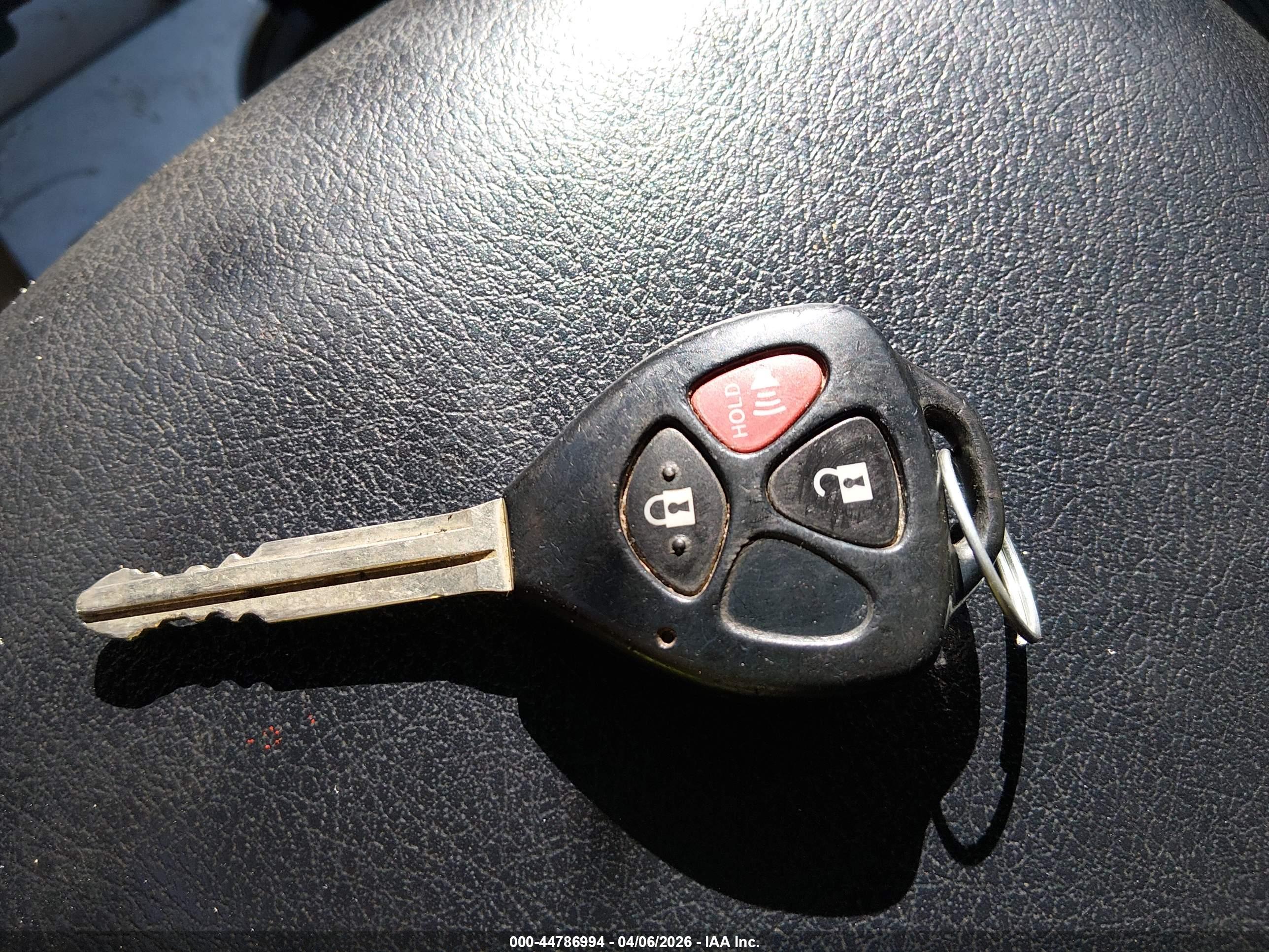 TOYOTA 4RUNNER image 11