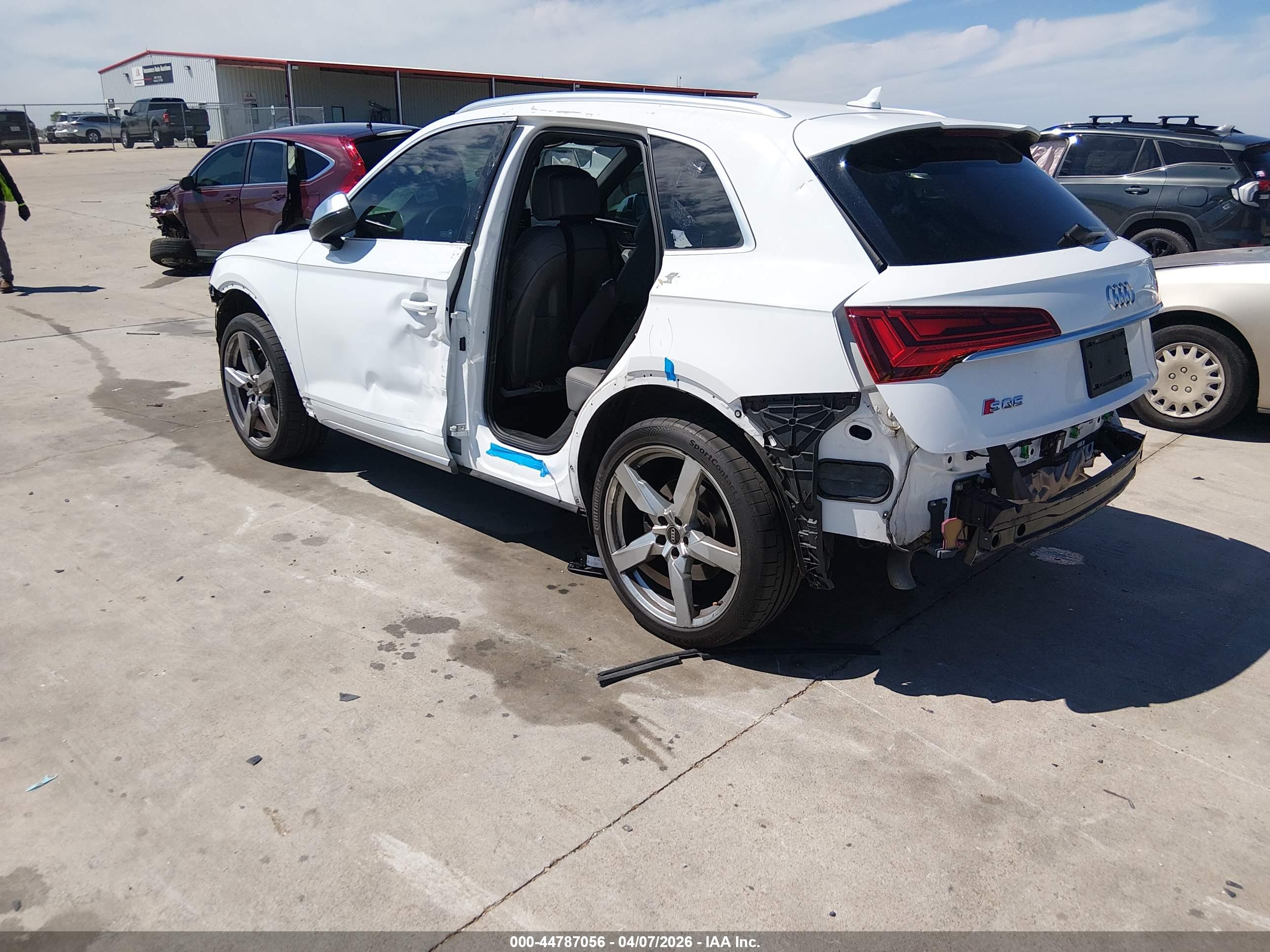 AUDI SQ5 image 3