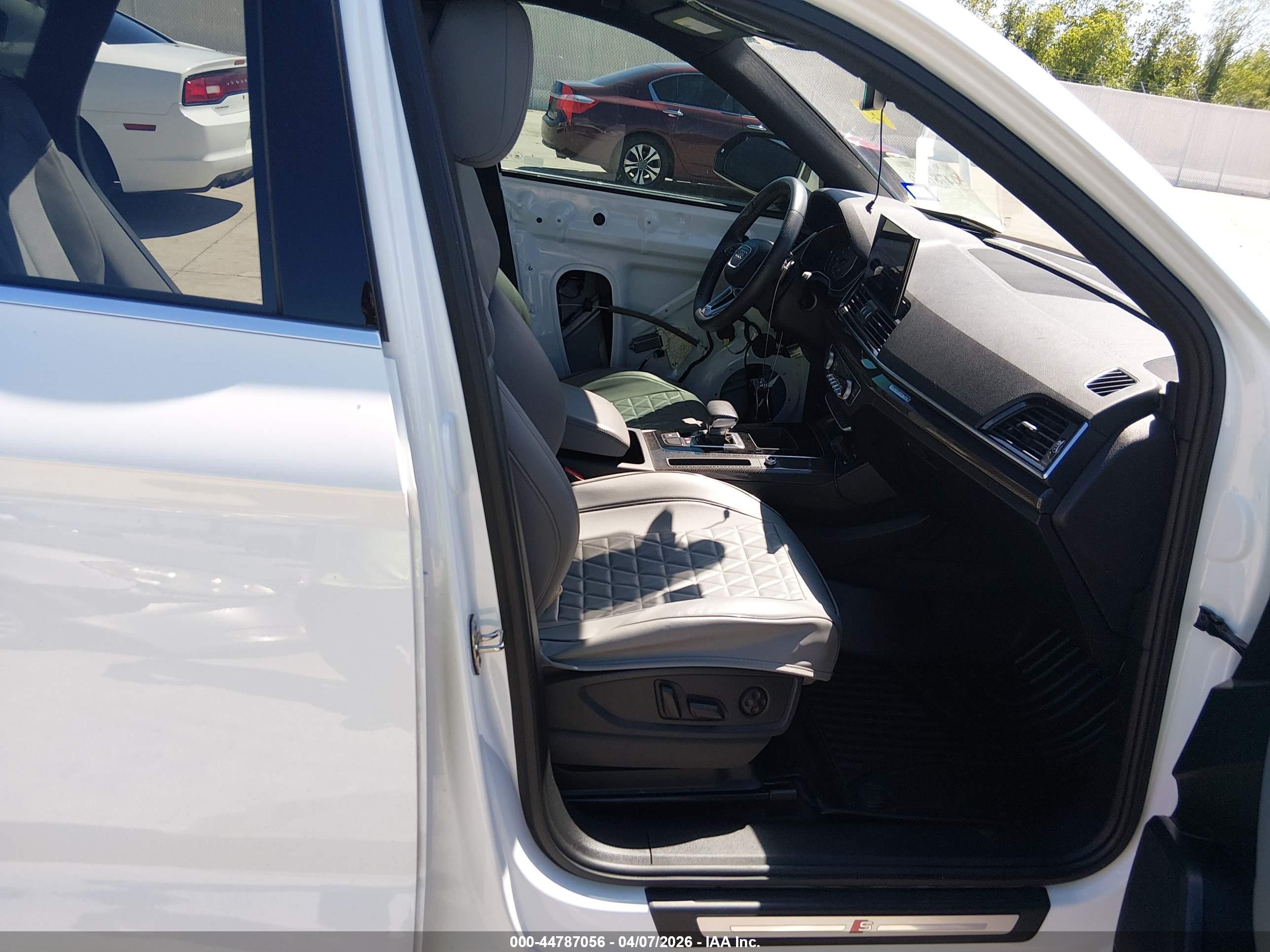 AUDI SQ5 image 5