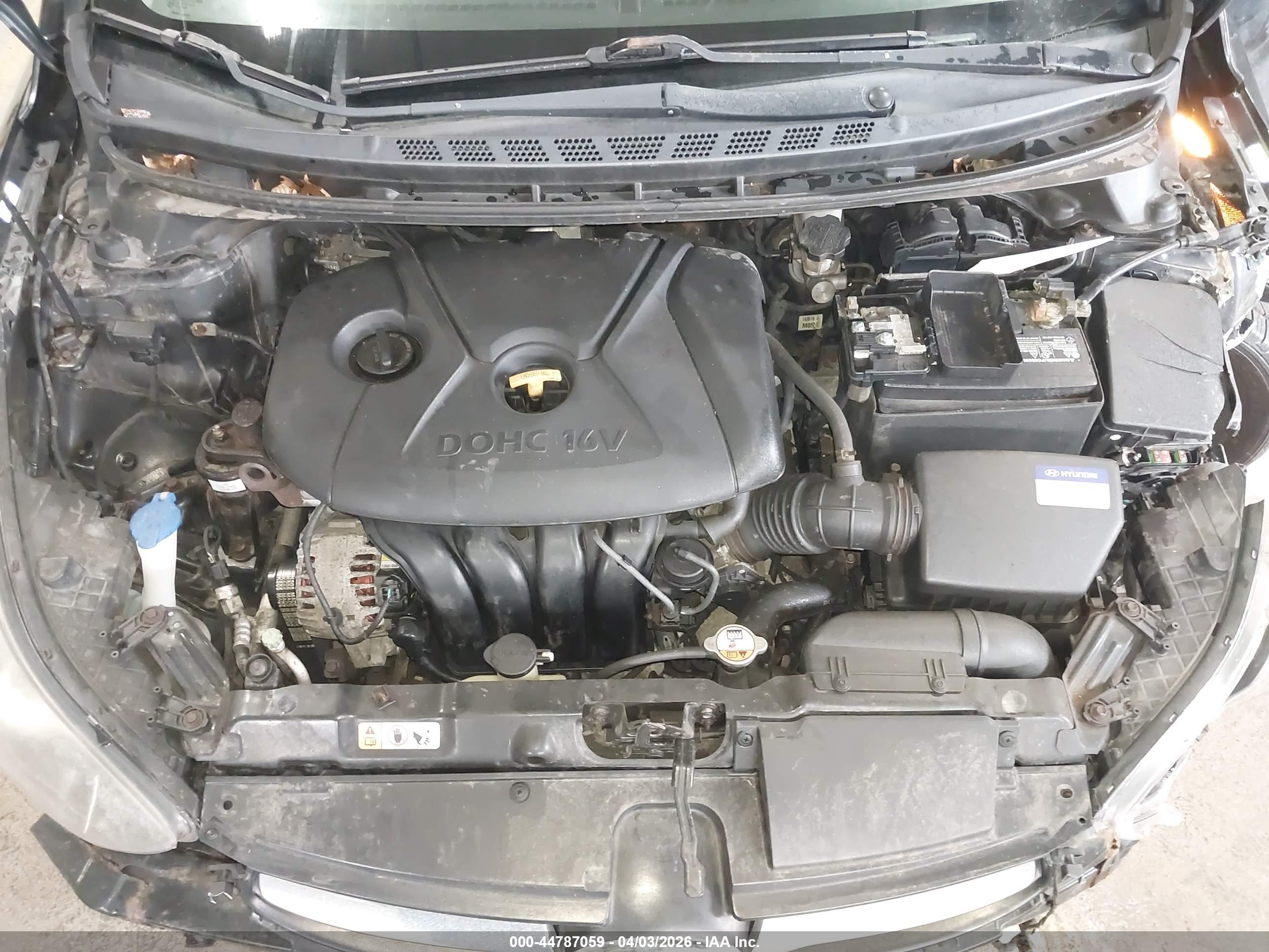 HYUNDAI ELANTRA image 10