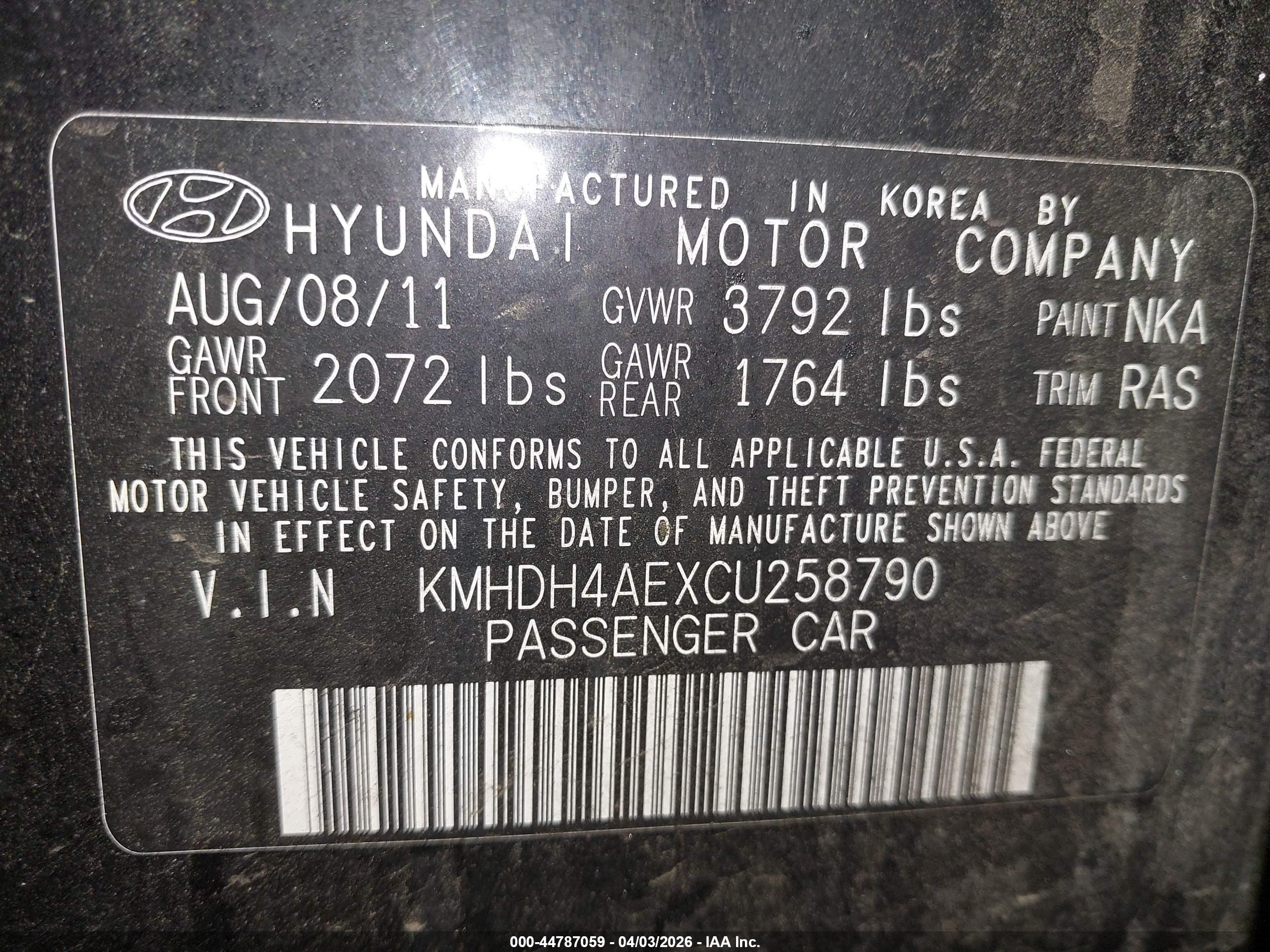 HYUNDAI ELANTRA image 9