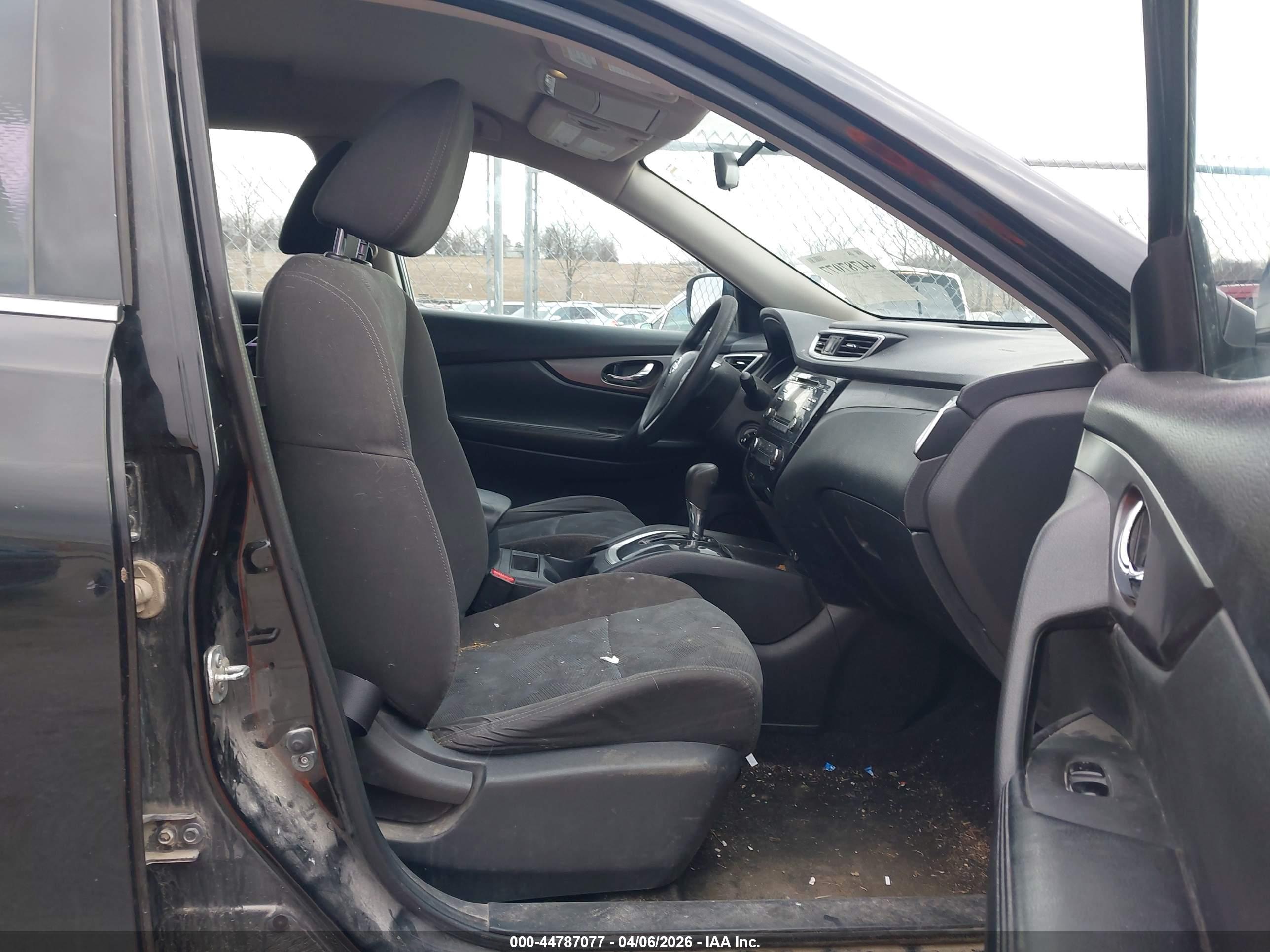NISSAN ROGUE image 5