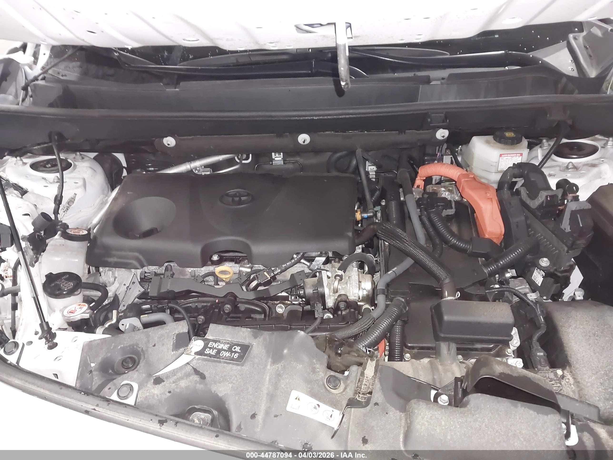 TOYOTA RAV4 image 10