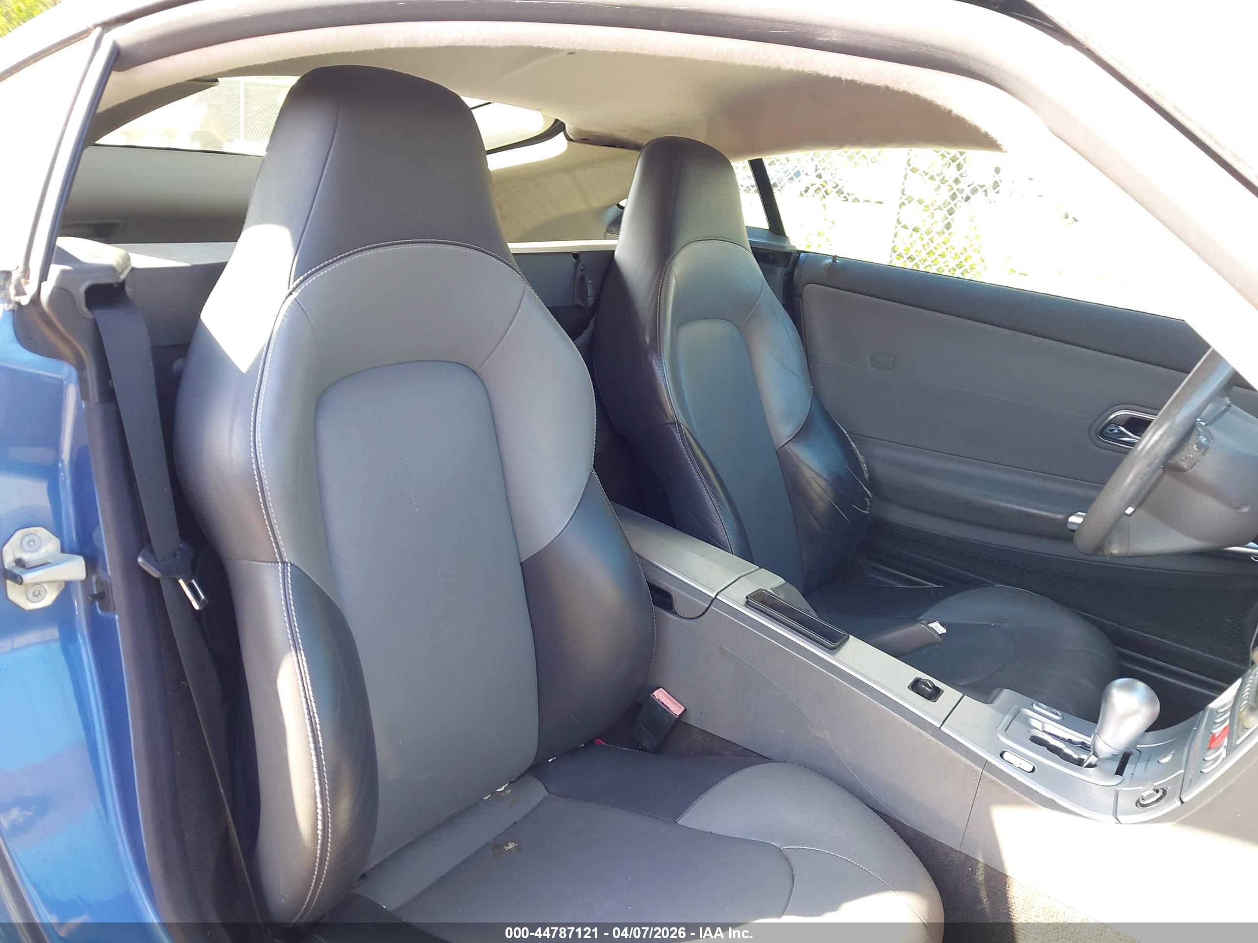 CHRYSLER CROSSFIRE image 8
