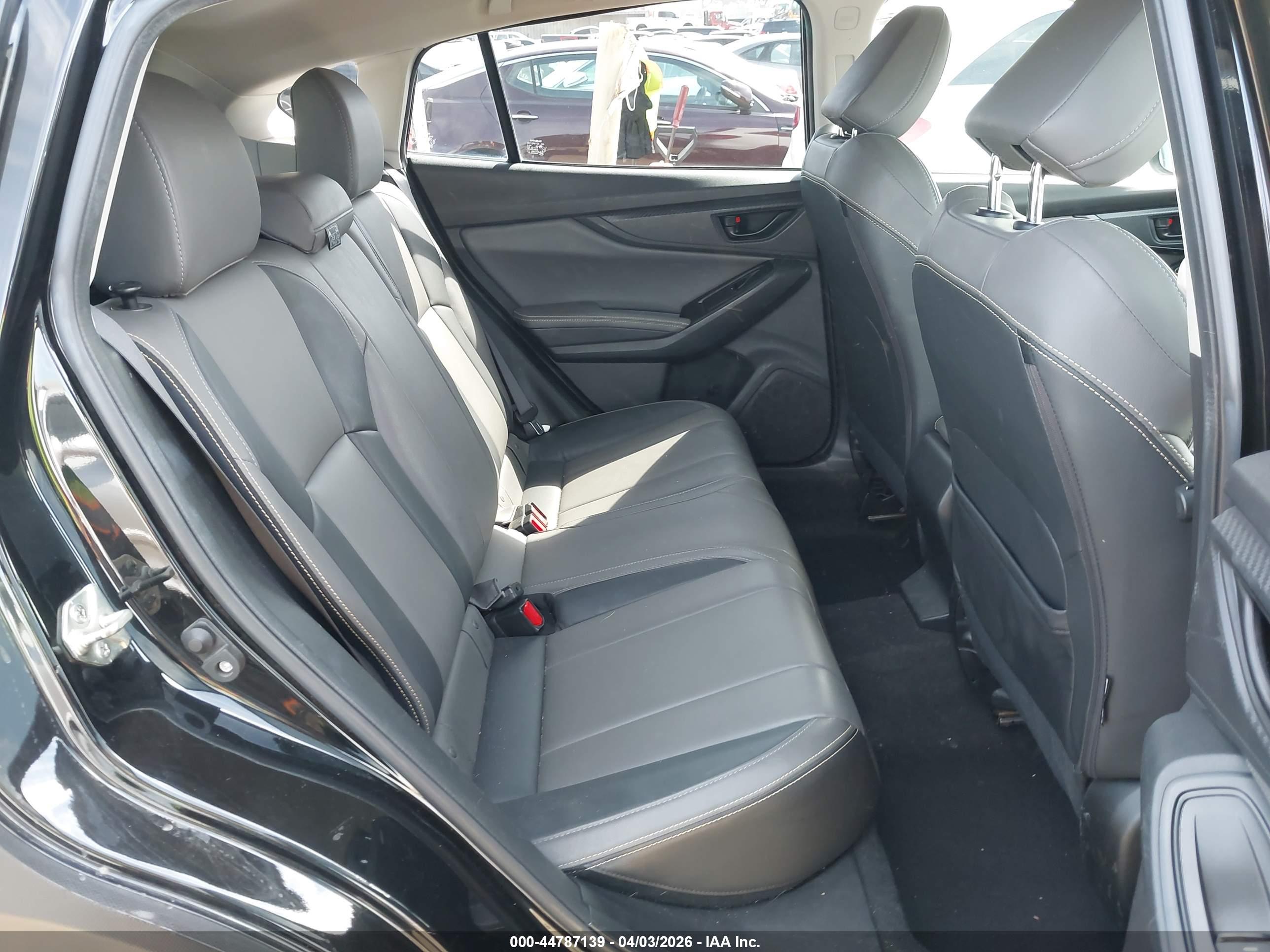 SUBARU CROSSTREK image 8