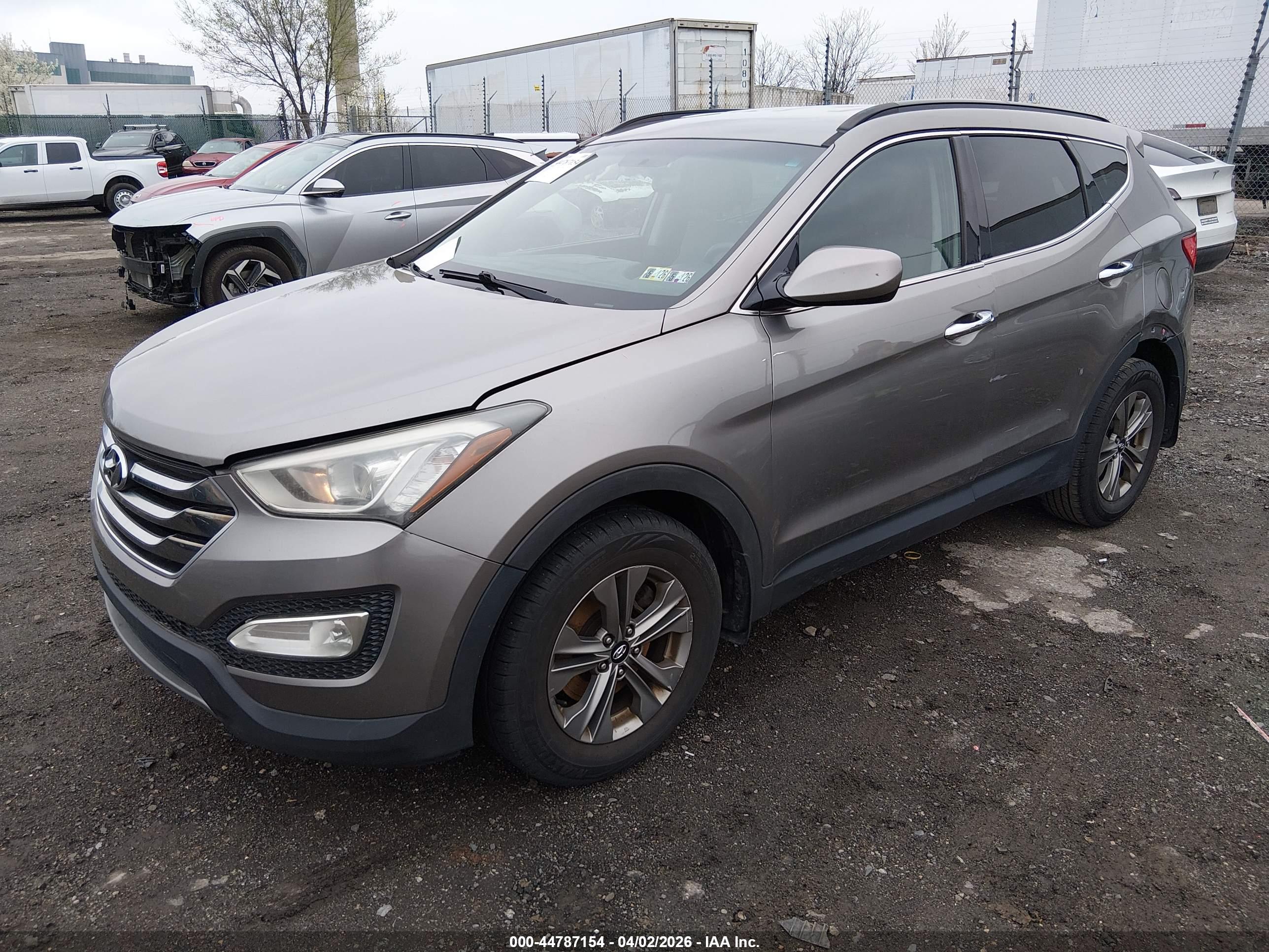 HYUNDAI SANTA image 2