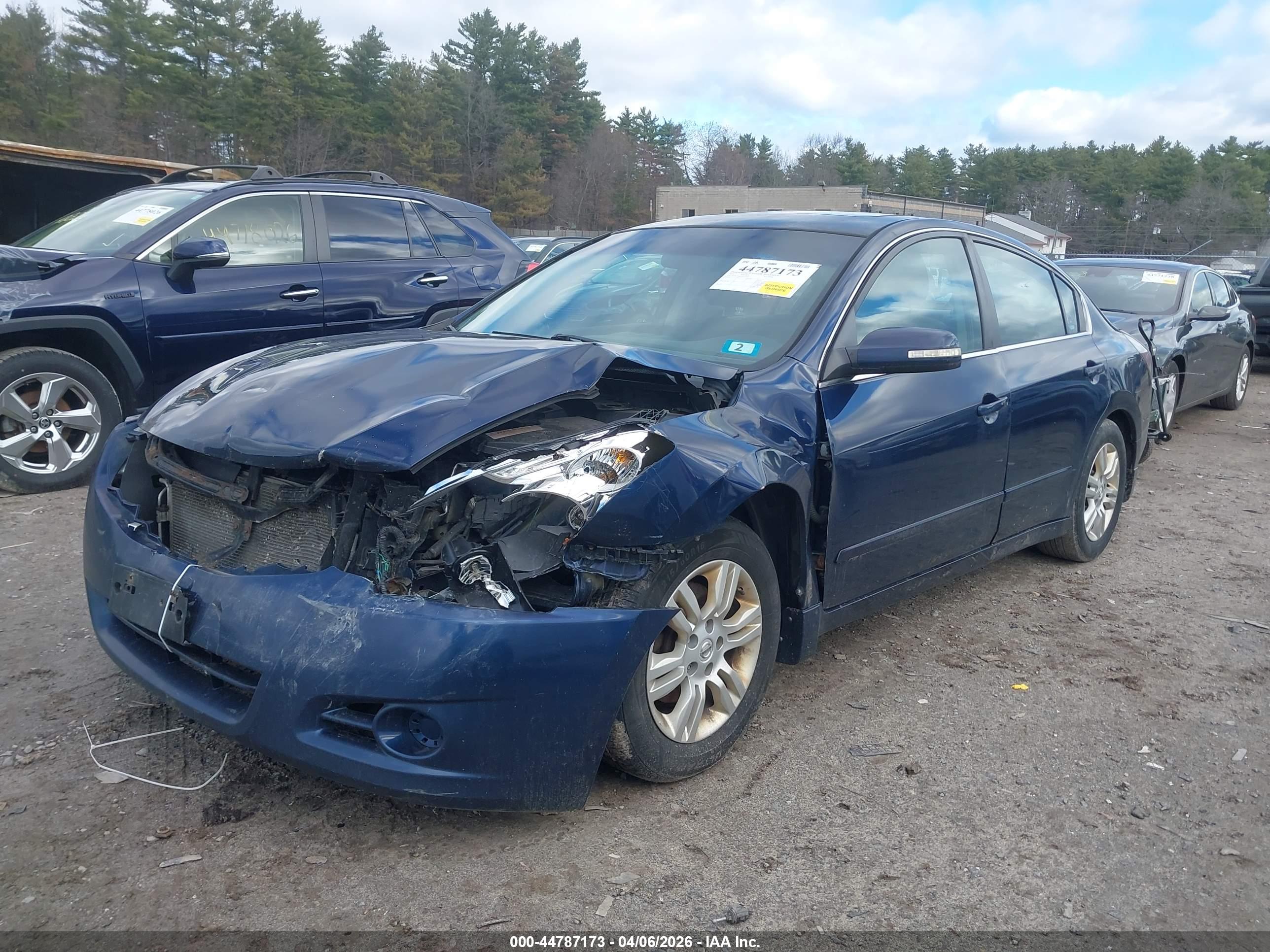 NISSAN ALTIMA image 2