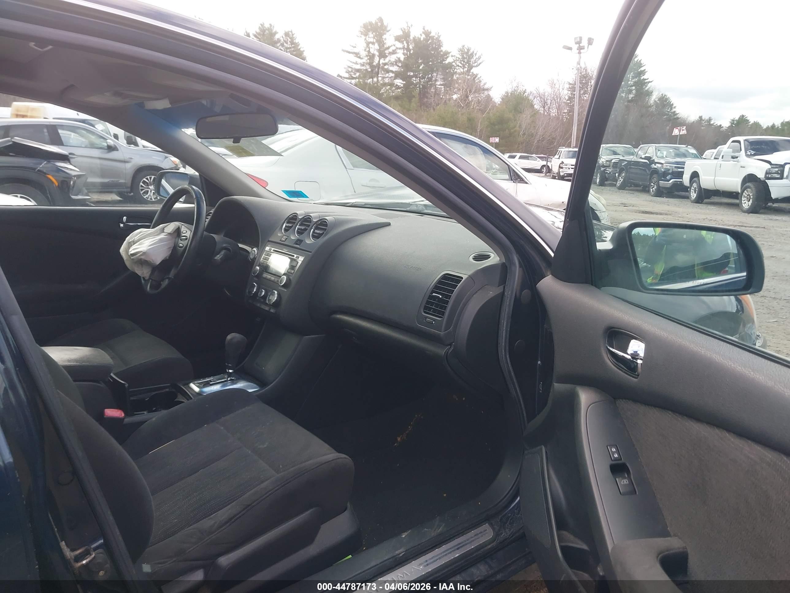 NISSAN ALTIMA image 5