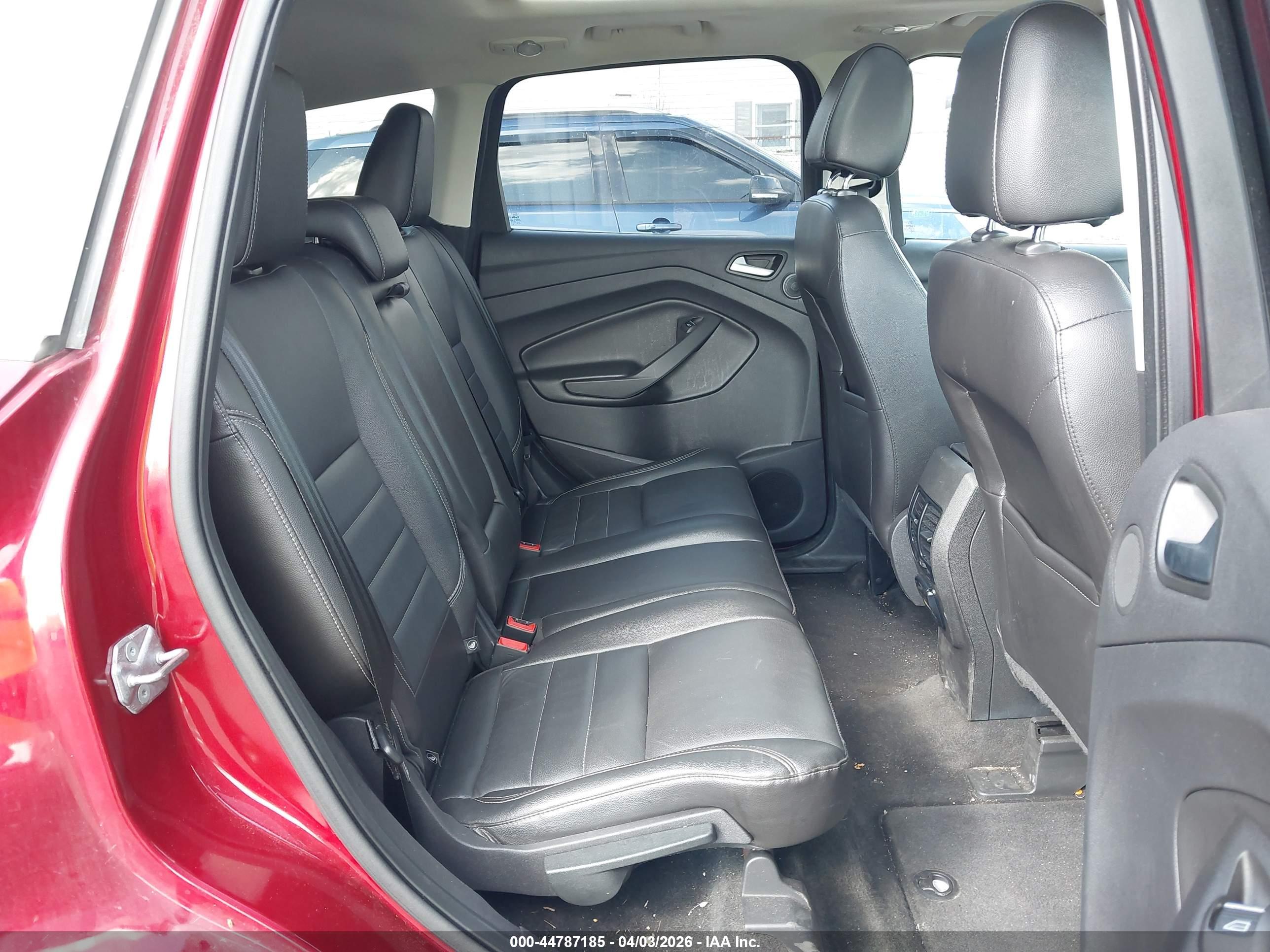 FORD ESCAPE image 8