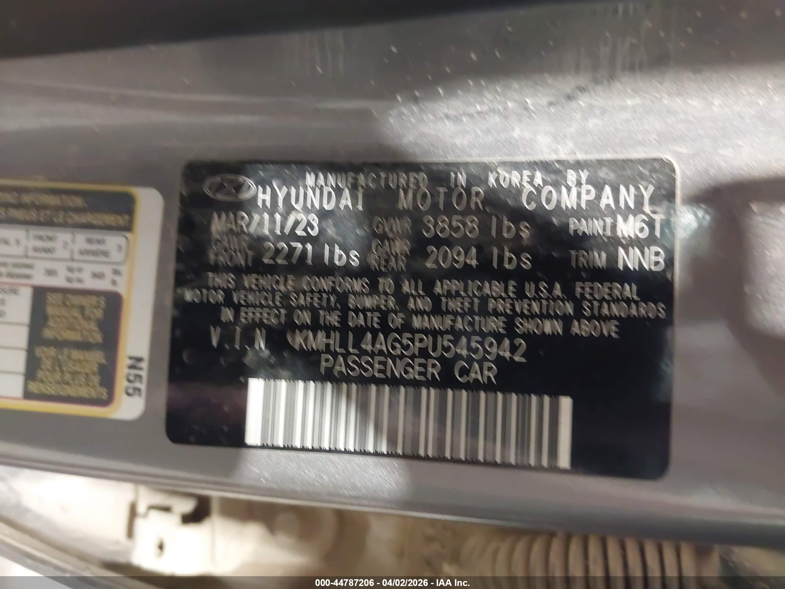 HYUNDAI ELANTRA image 9
