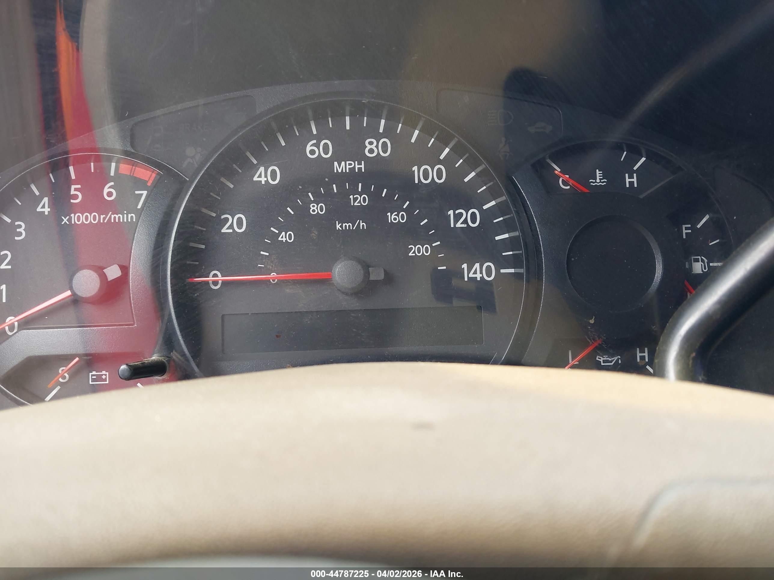 NISSAN TITAN image 7