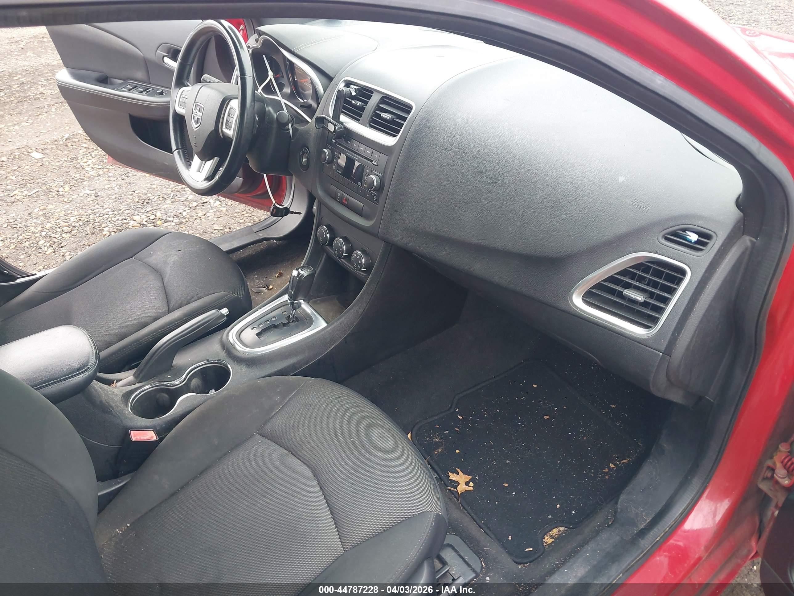 DODGE AVENGER image 5