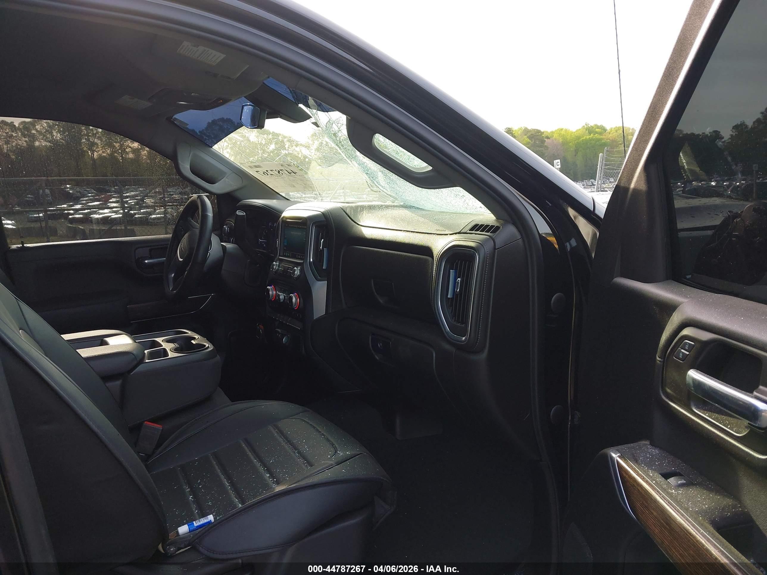 GMC SIERRA image 5