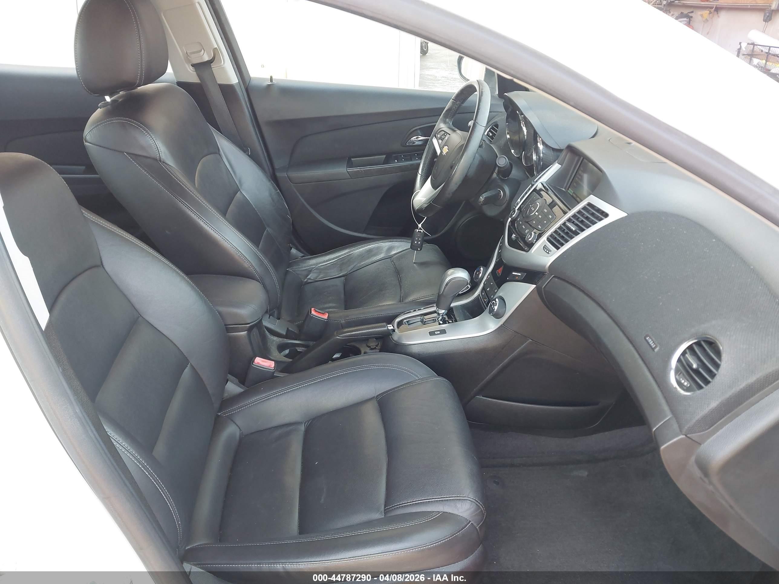 CHEVROLET CRUZE image 5
