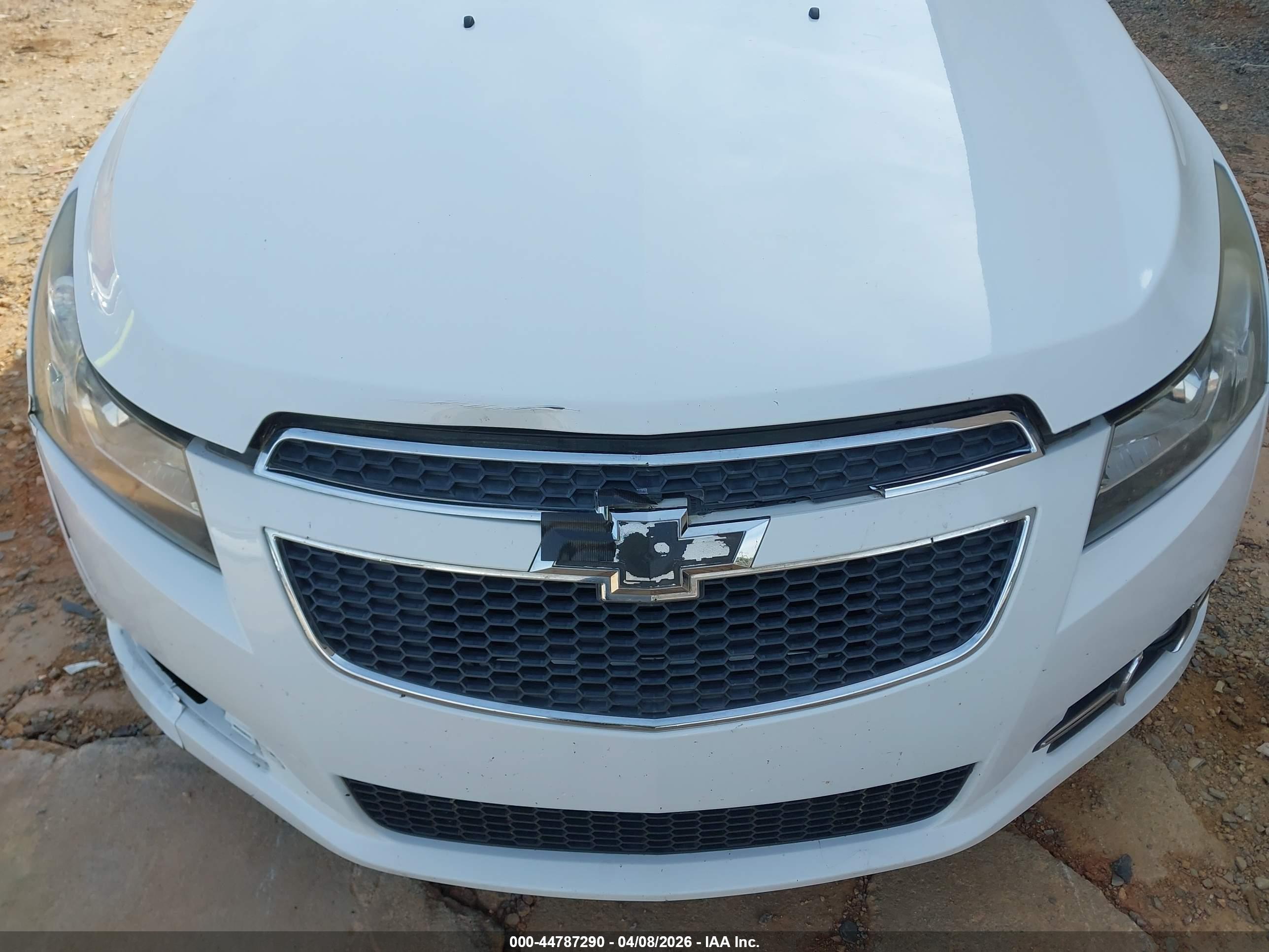 CHEVROLET CRUZE image 6