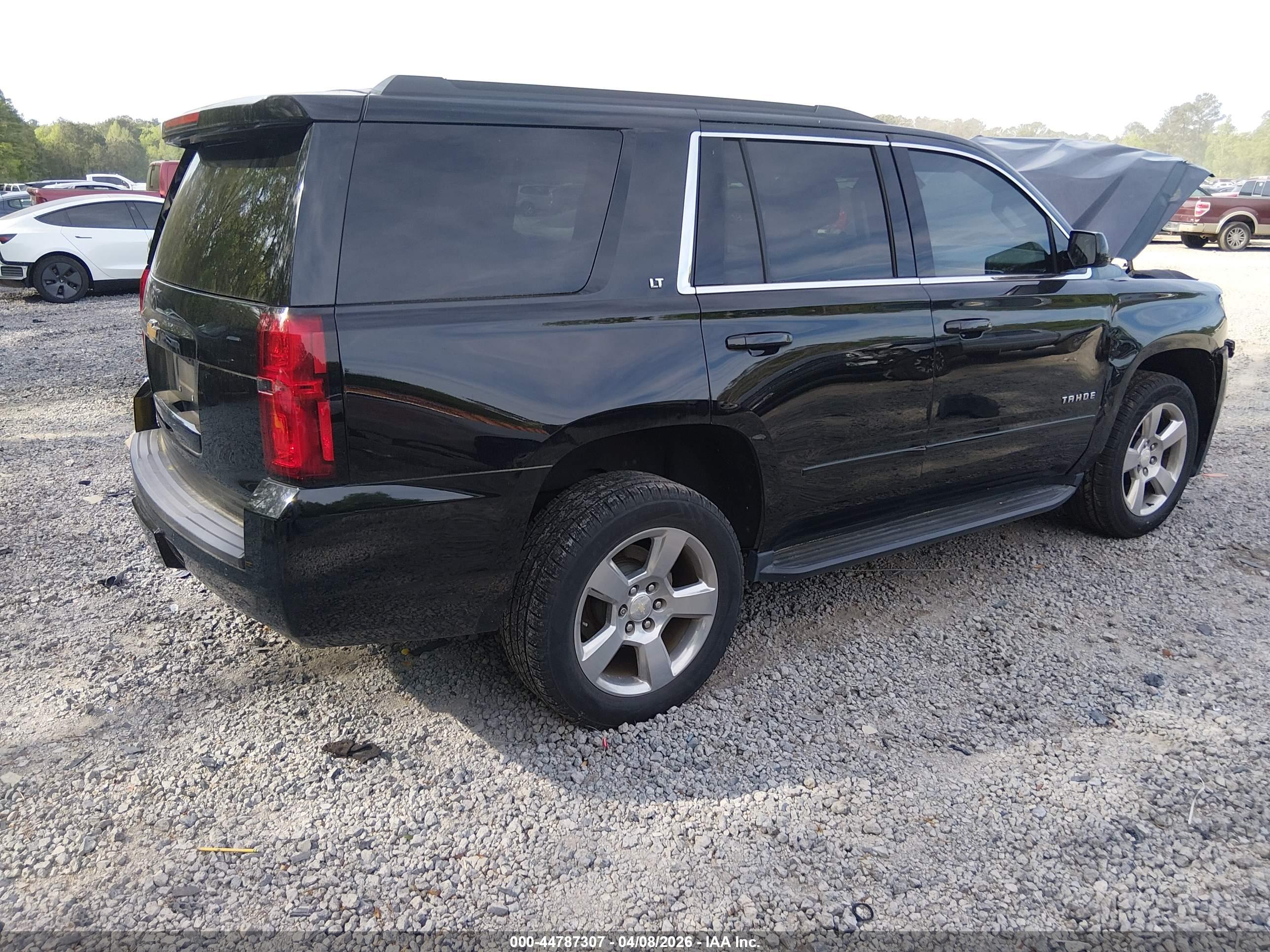 CHEVROLET TAHOE image 4