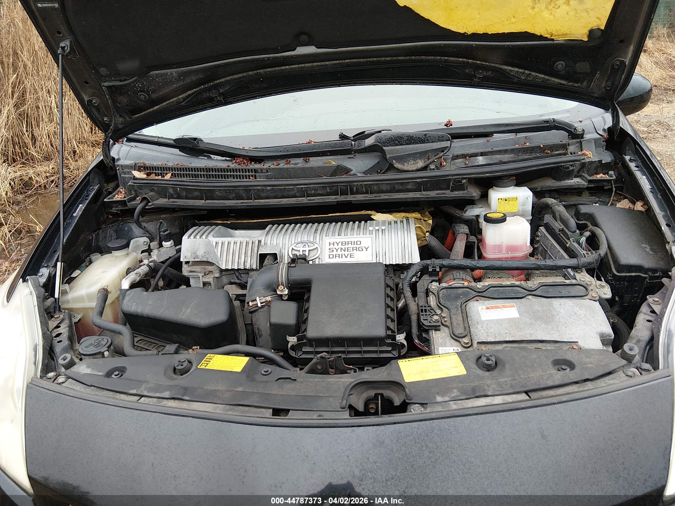TOYOTA PRIUS image 10