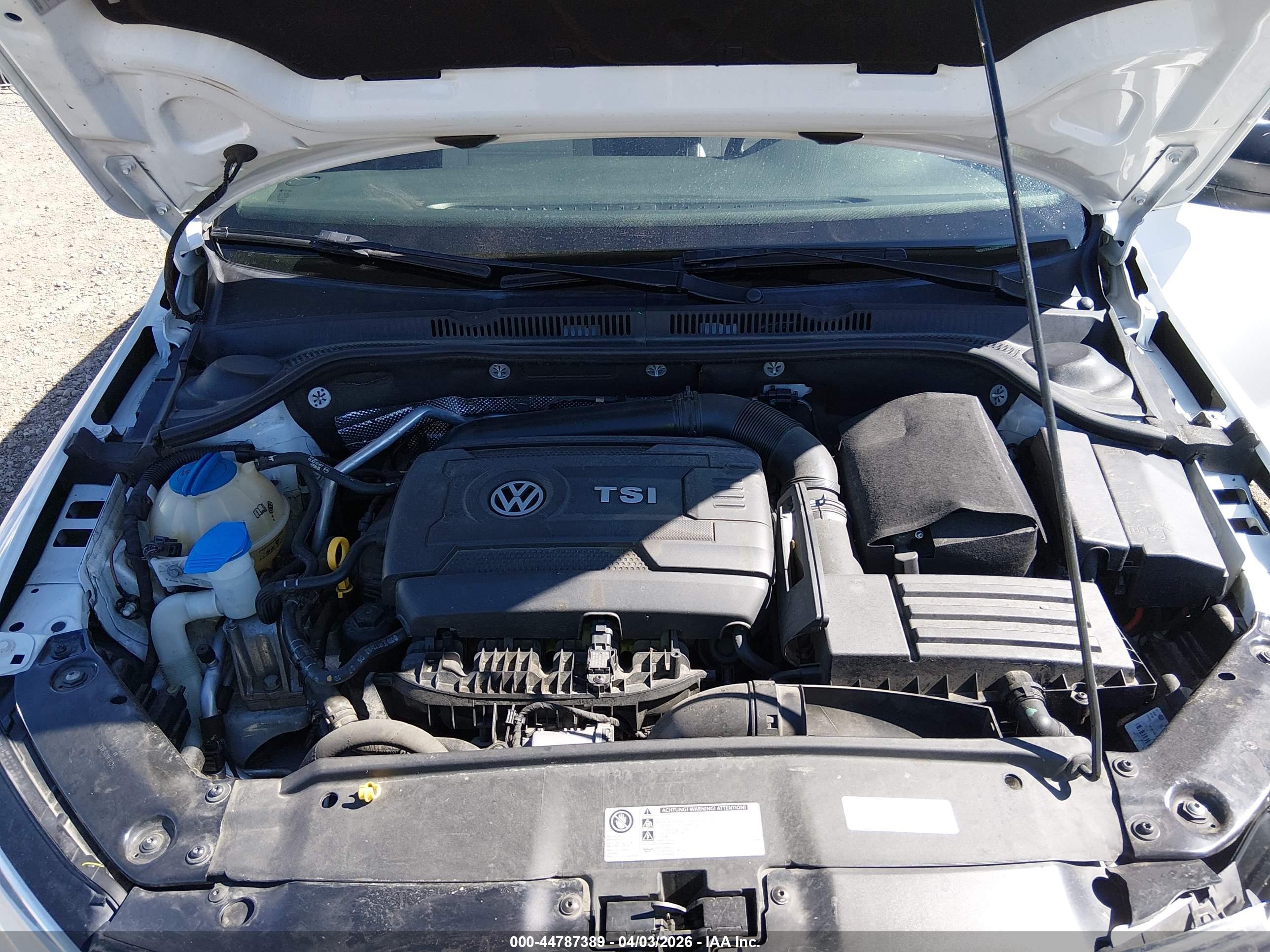 VOLKSWAGEN JETTA image 10