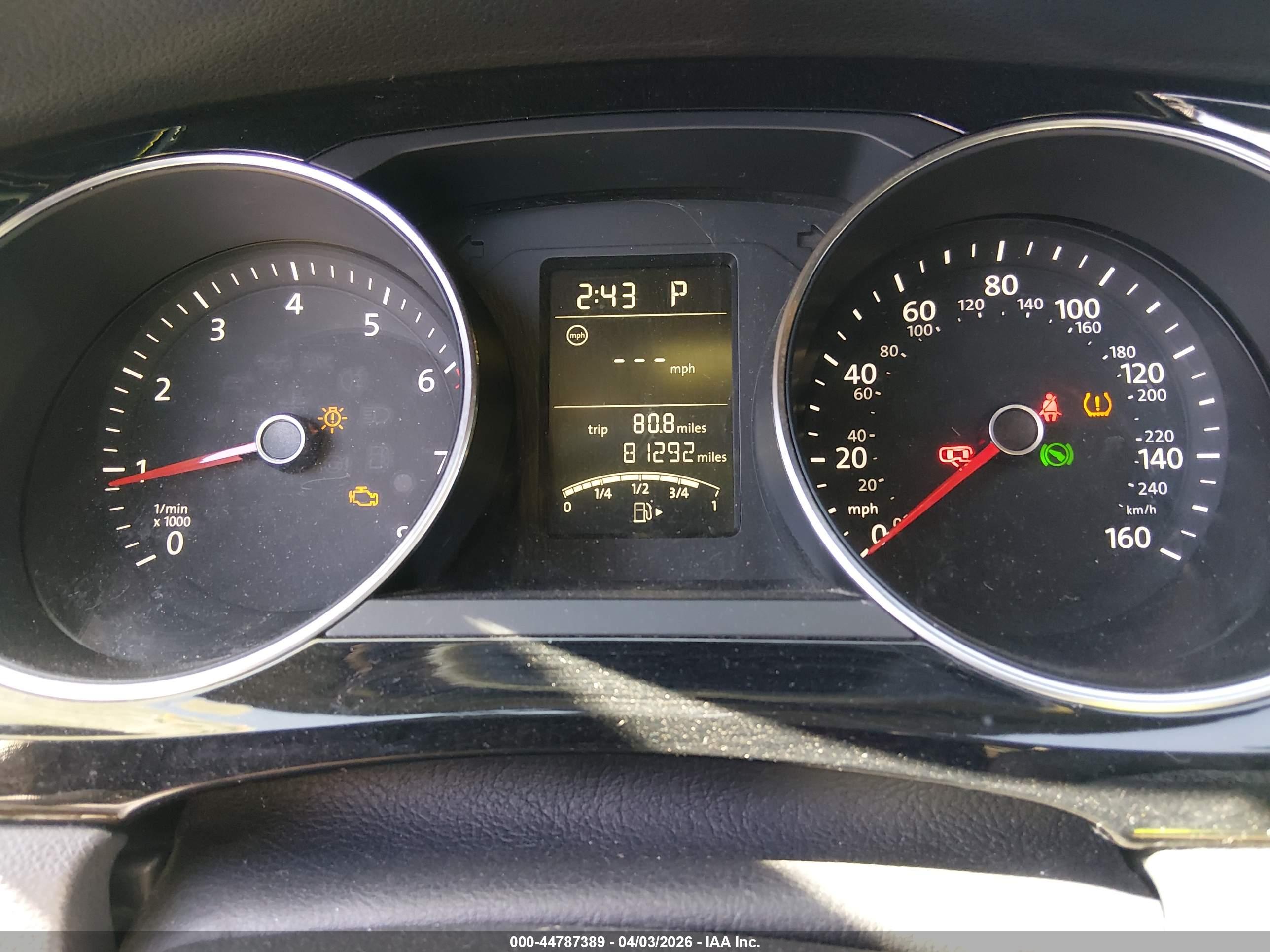 VOLKSWAGEN JETTA image 7