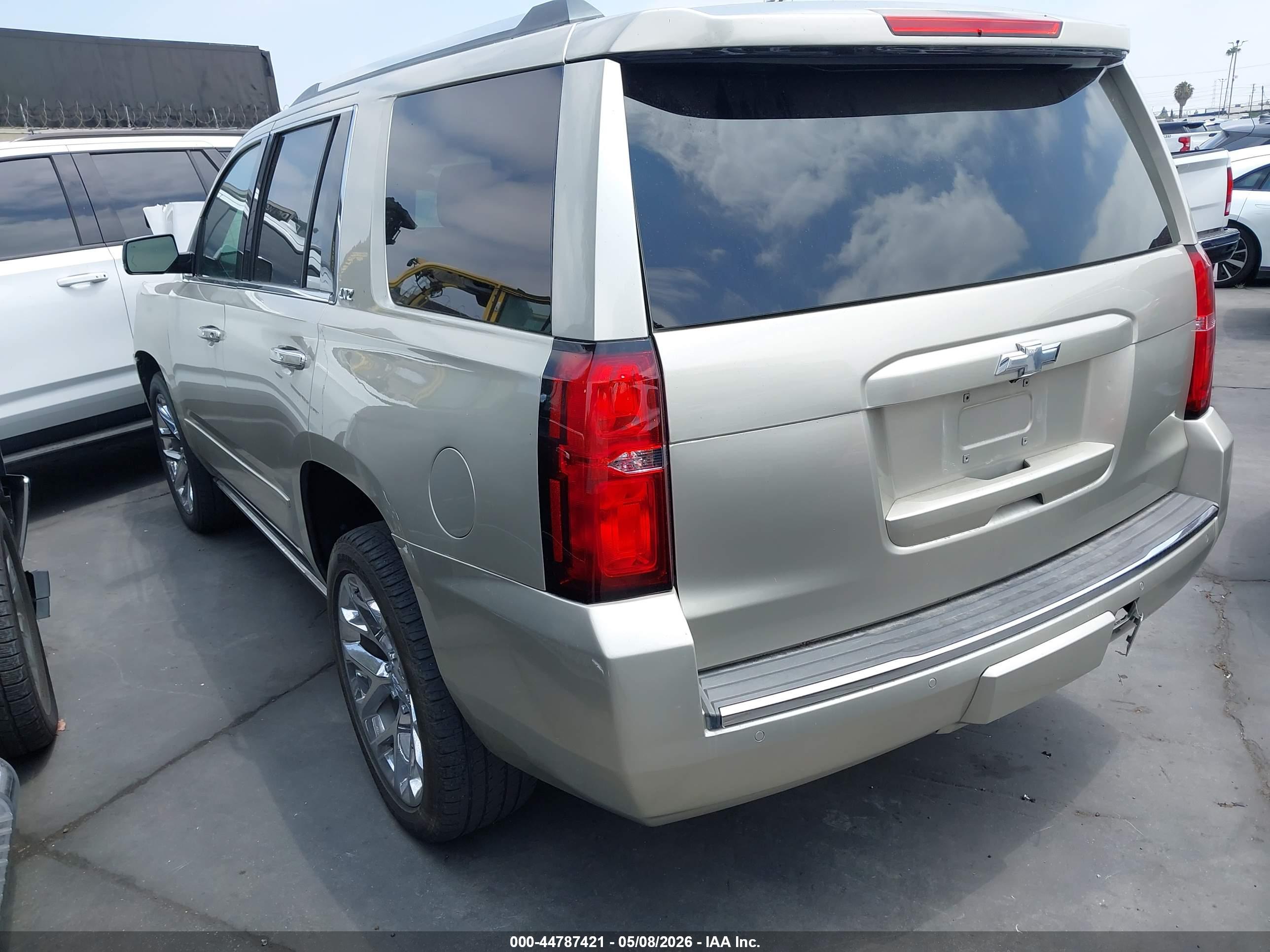 CHEVROLET TAHOE image 3
