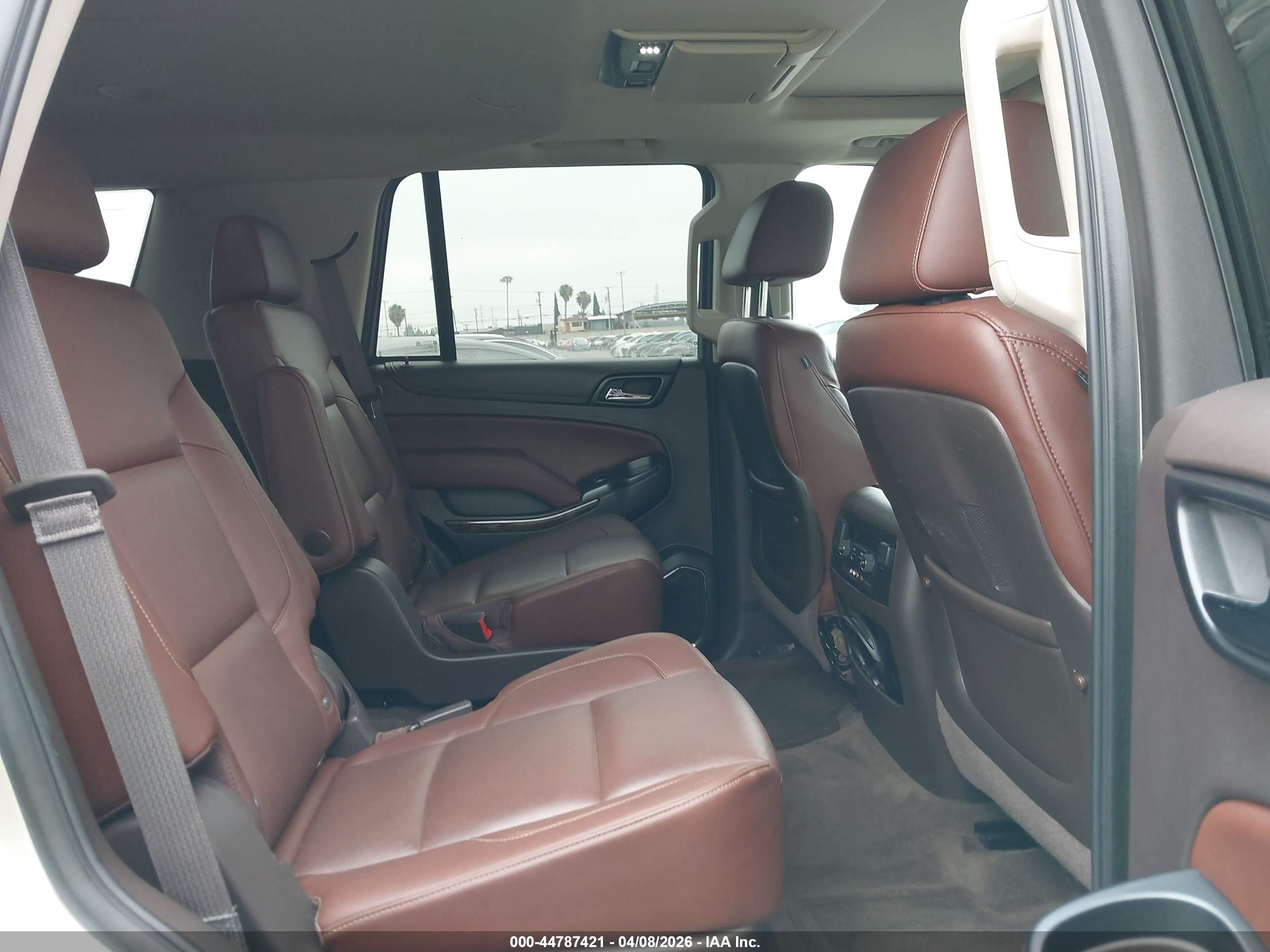 CHEVROLET TAHOE image 8