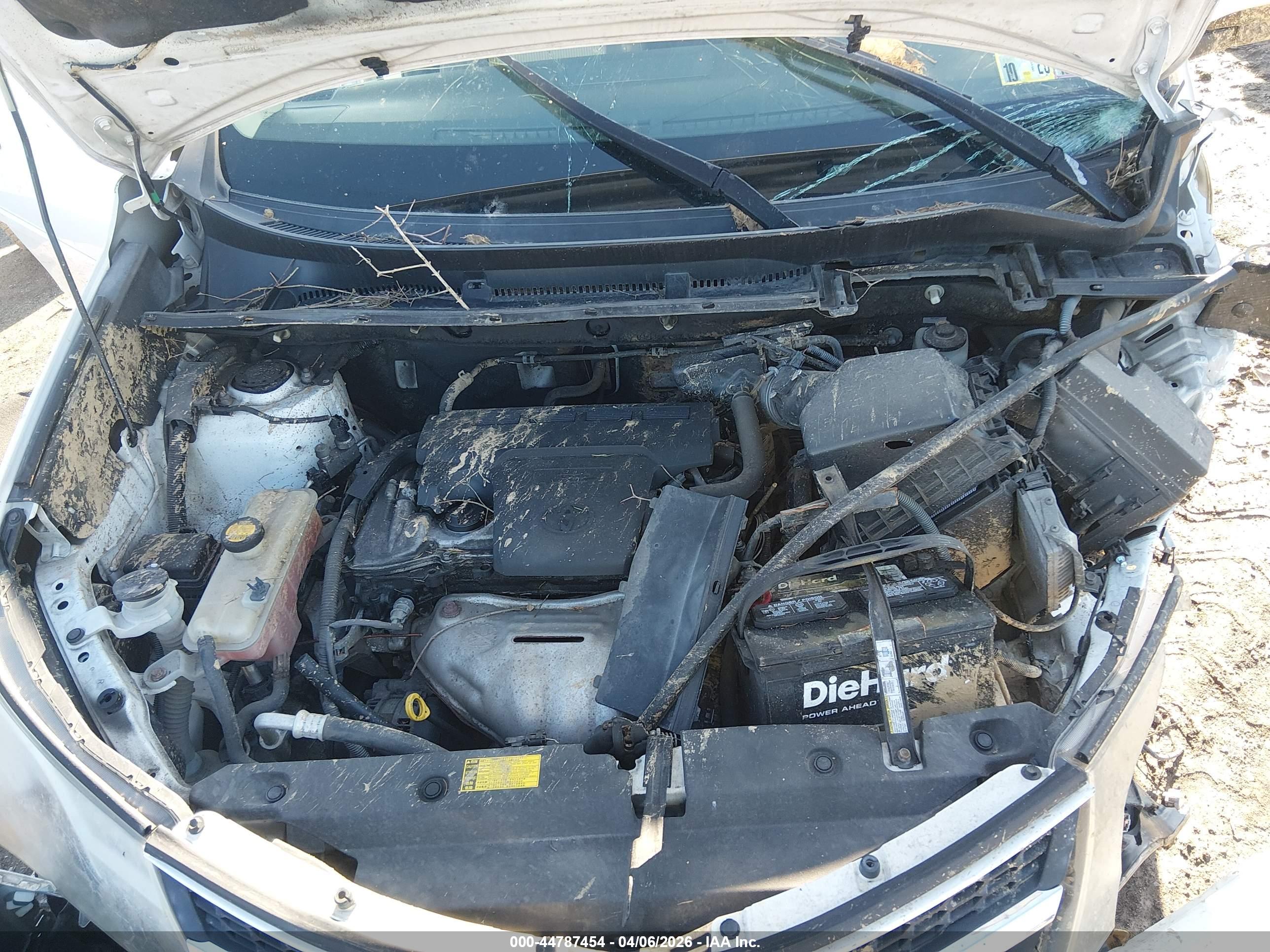 TOYOTA RAV4 image 10