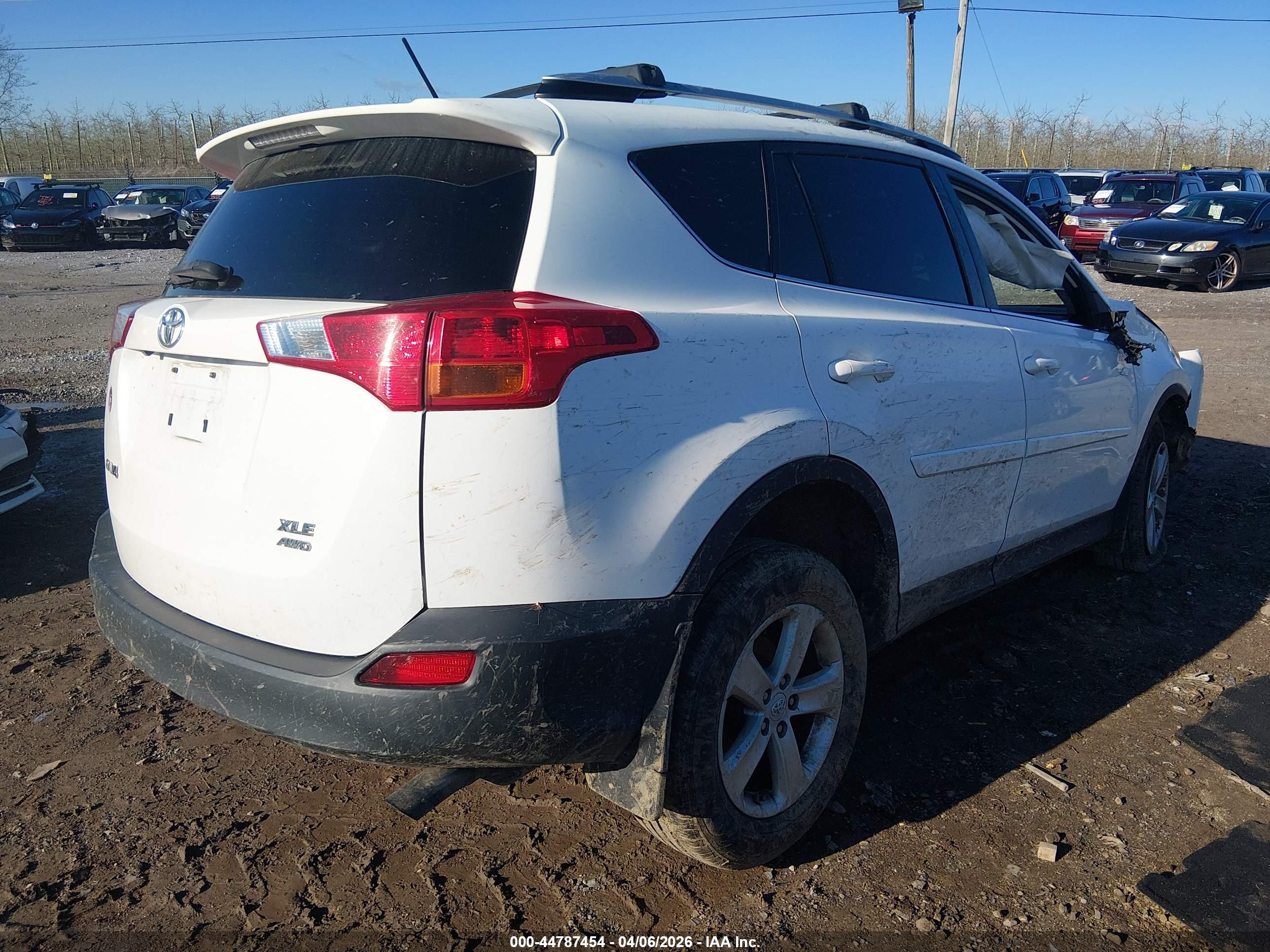 TOYOTA RAV4 image 4