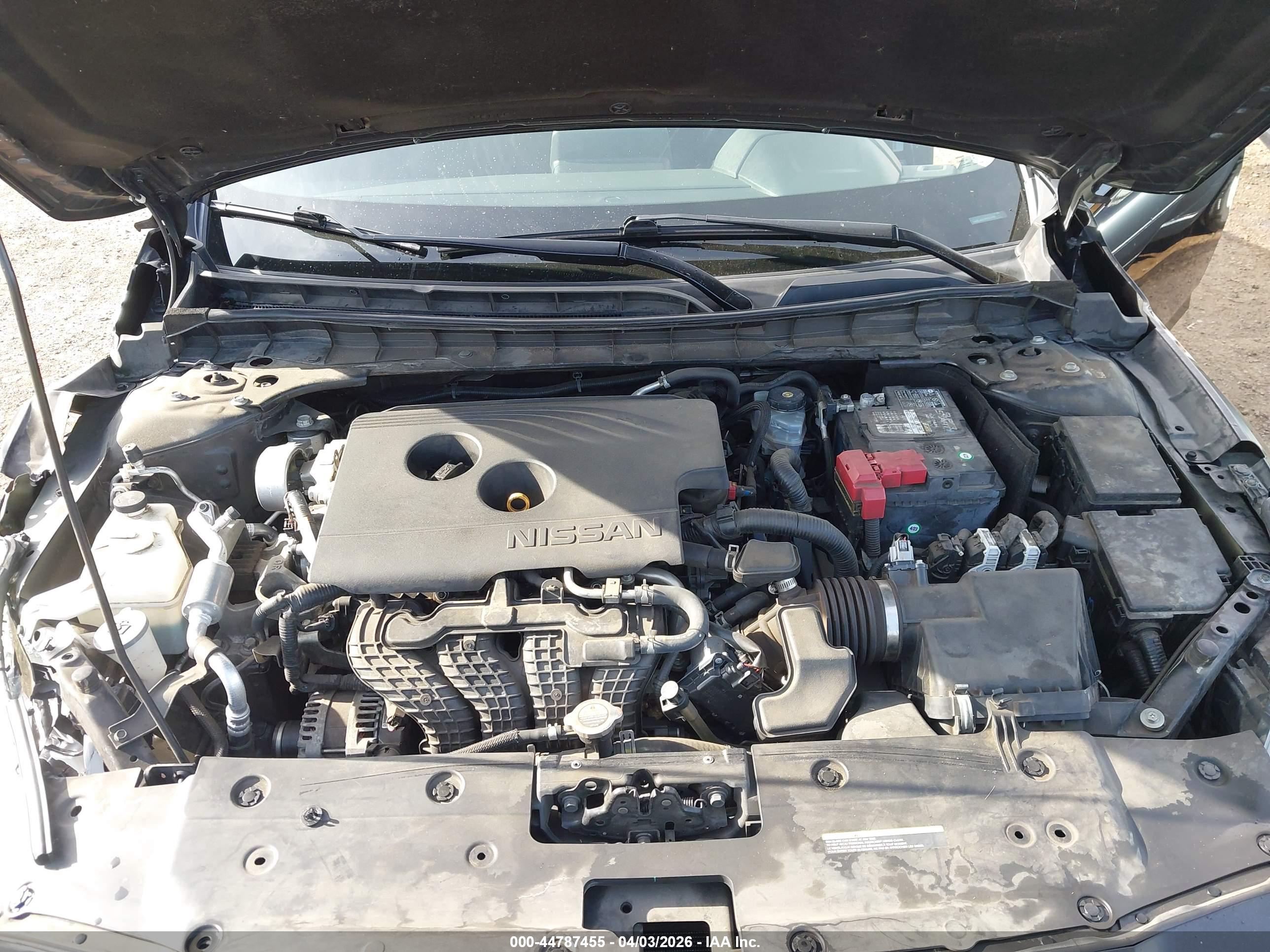 NISSAN ALTIMA image 10