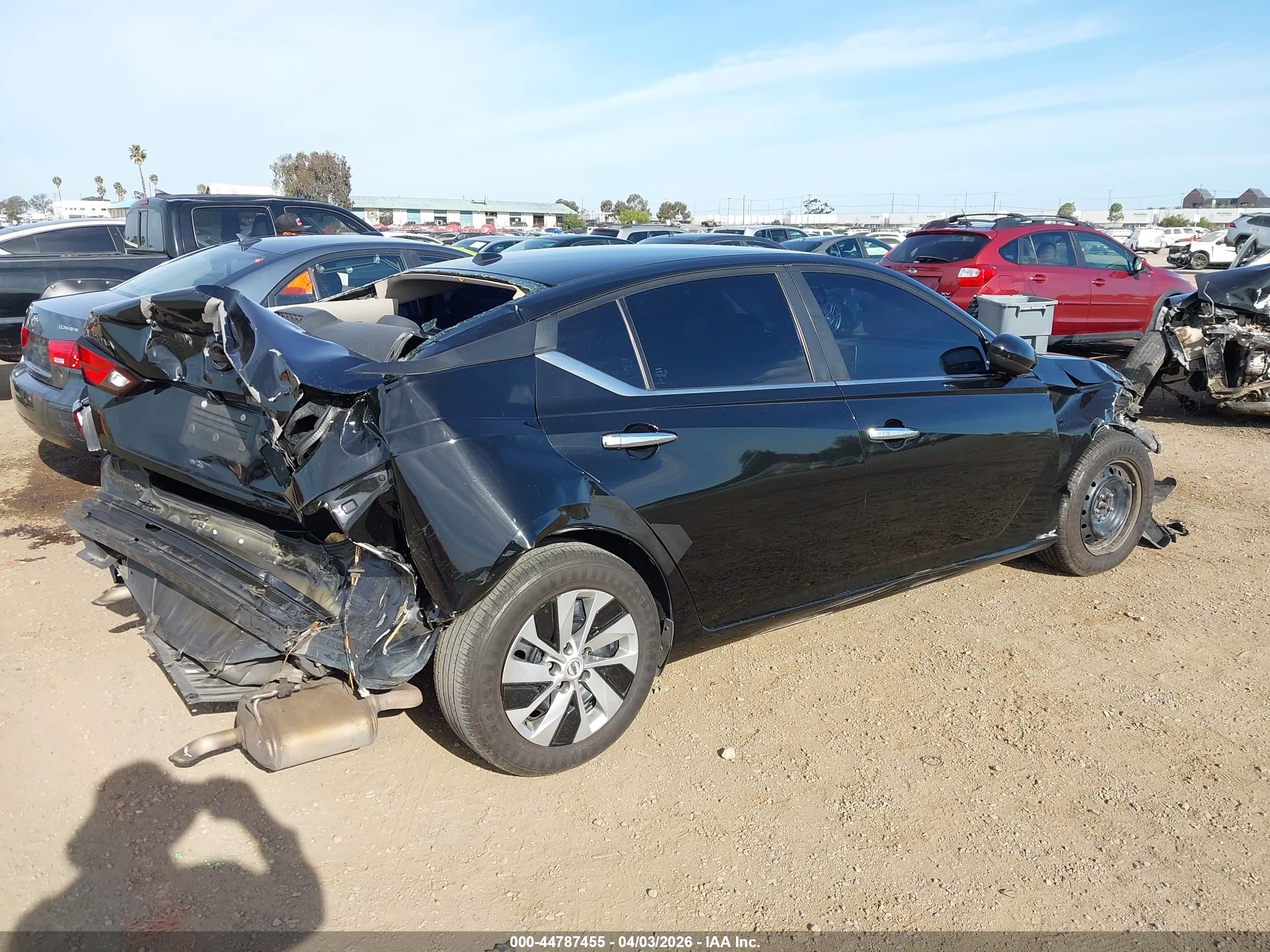 NISSAN ALTIMA image 4