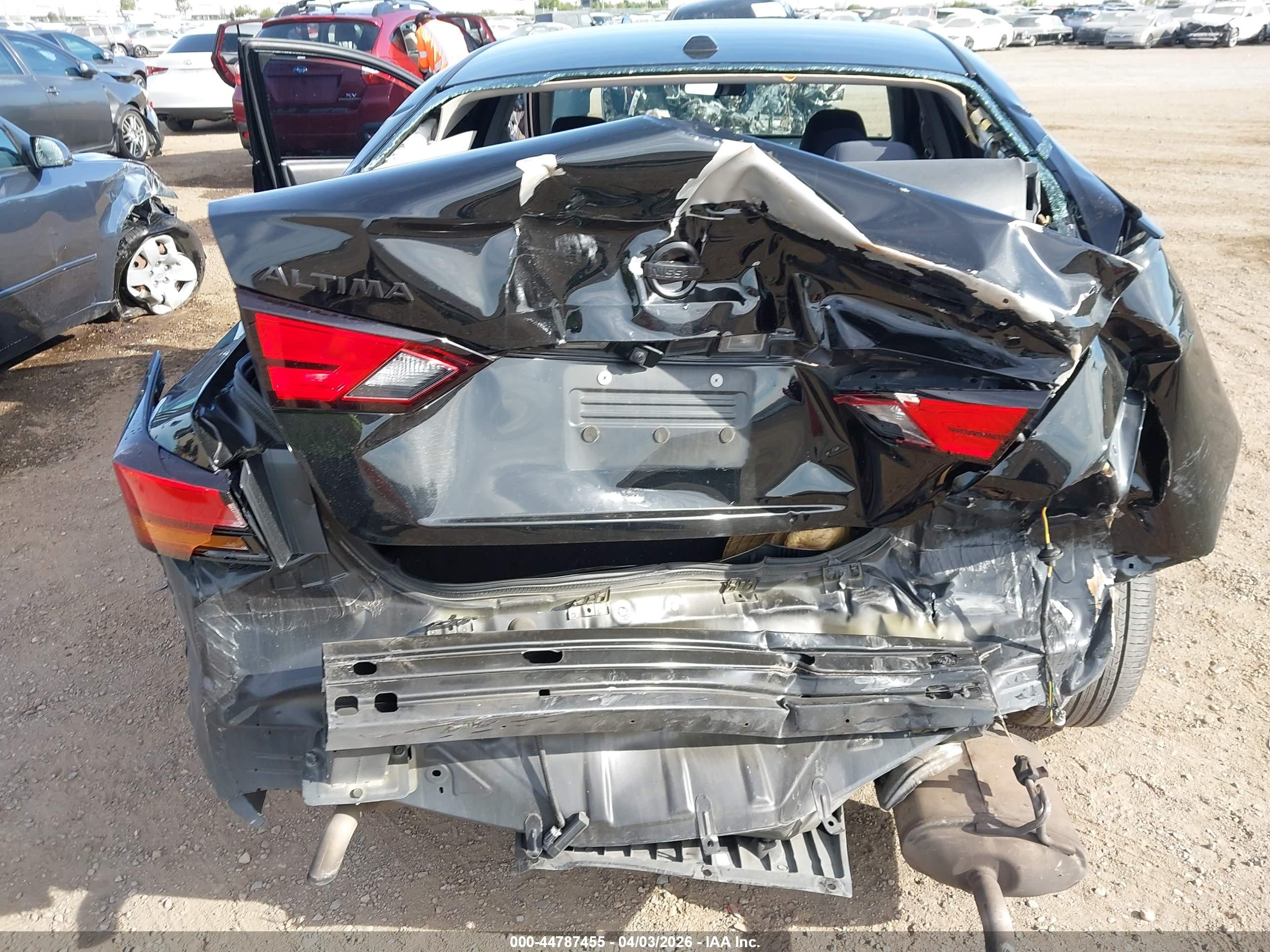 NISSAN ALTIMA image 6