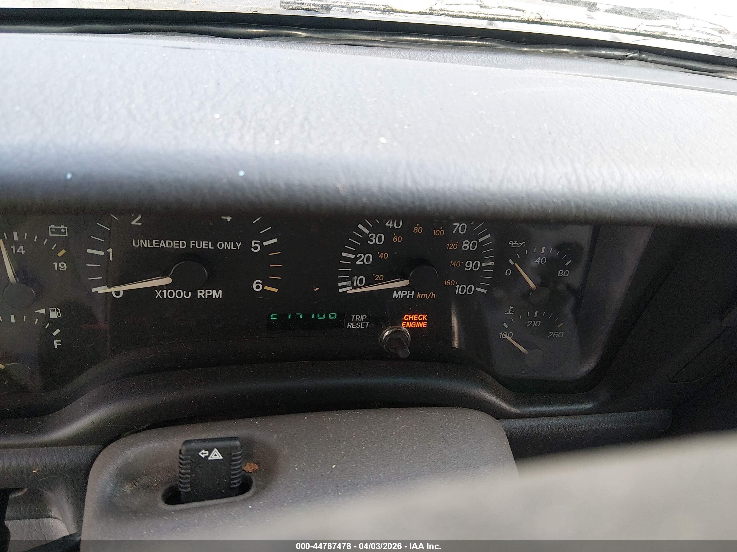 JEEP CHEROKEE image 7