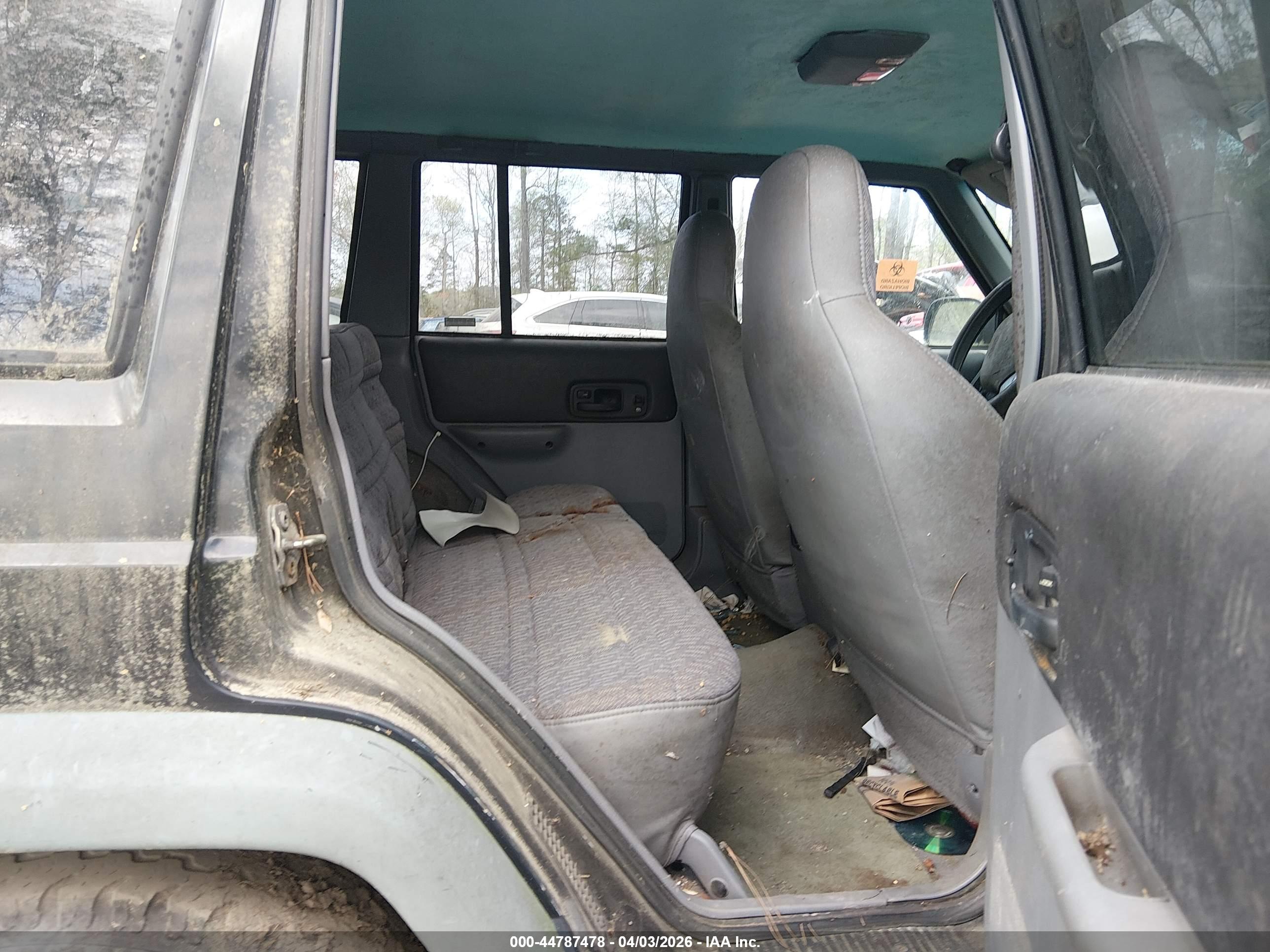 JEEP CHEROKEE image 8