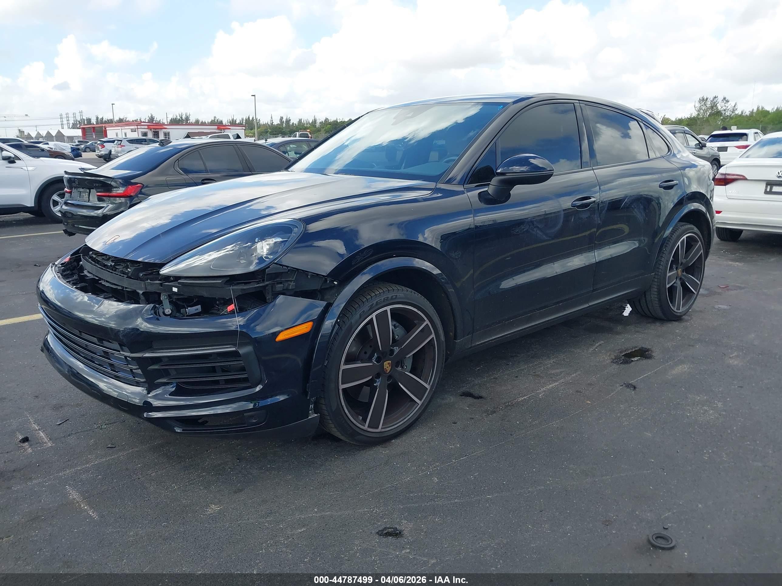 PORSCHE CAYENNE image 2