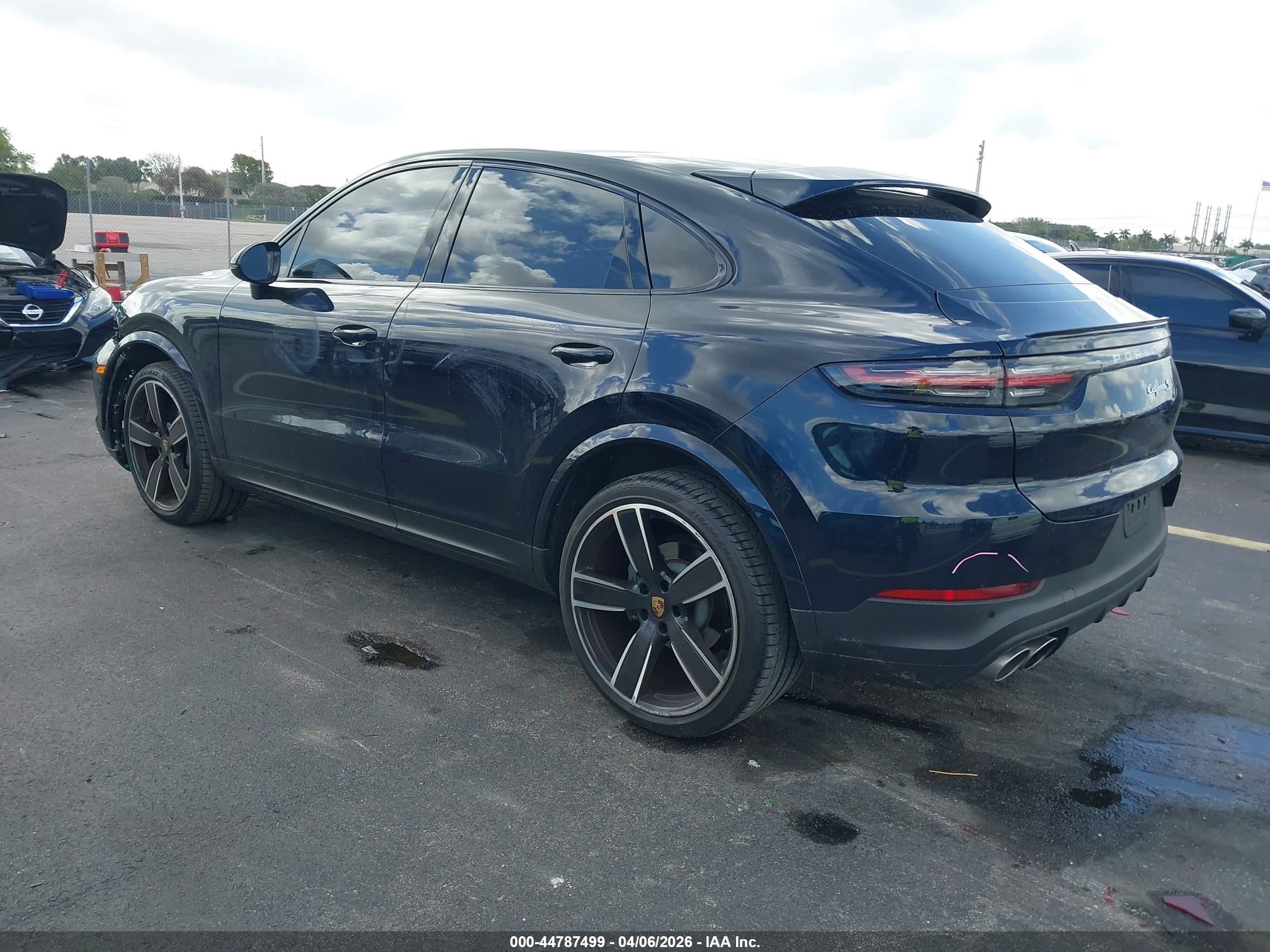PORSCHE CAYENNE image 3
