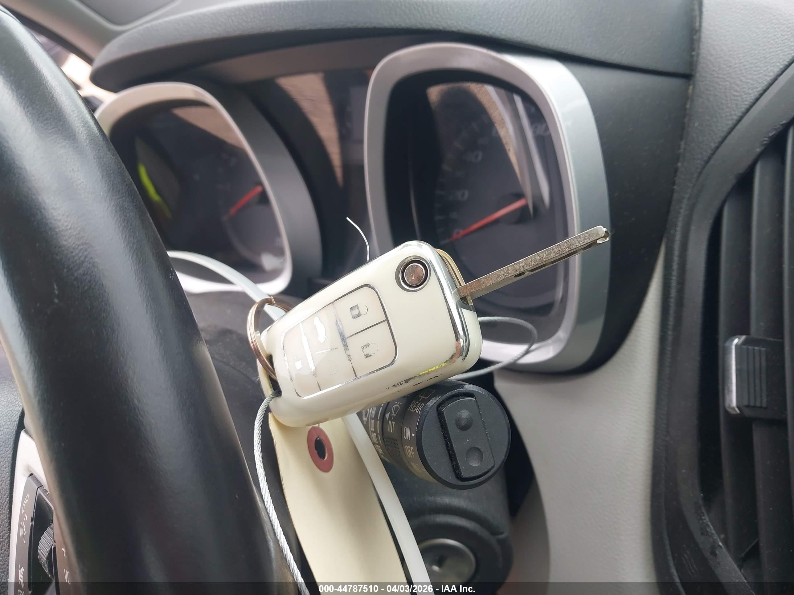 CHEVROLET EQUINOX image 11