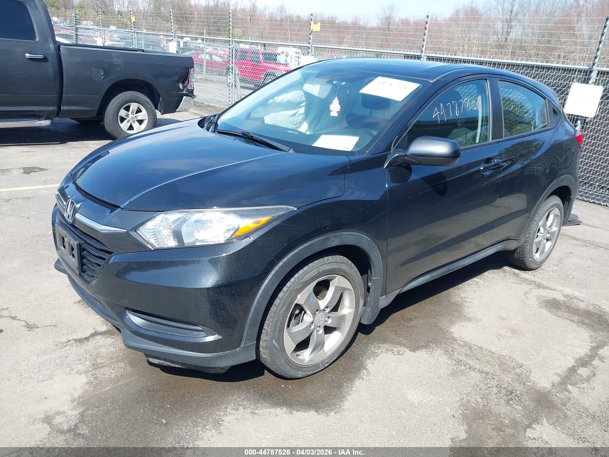 HONDA HR-V image 2
